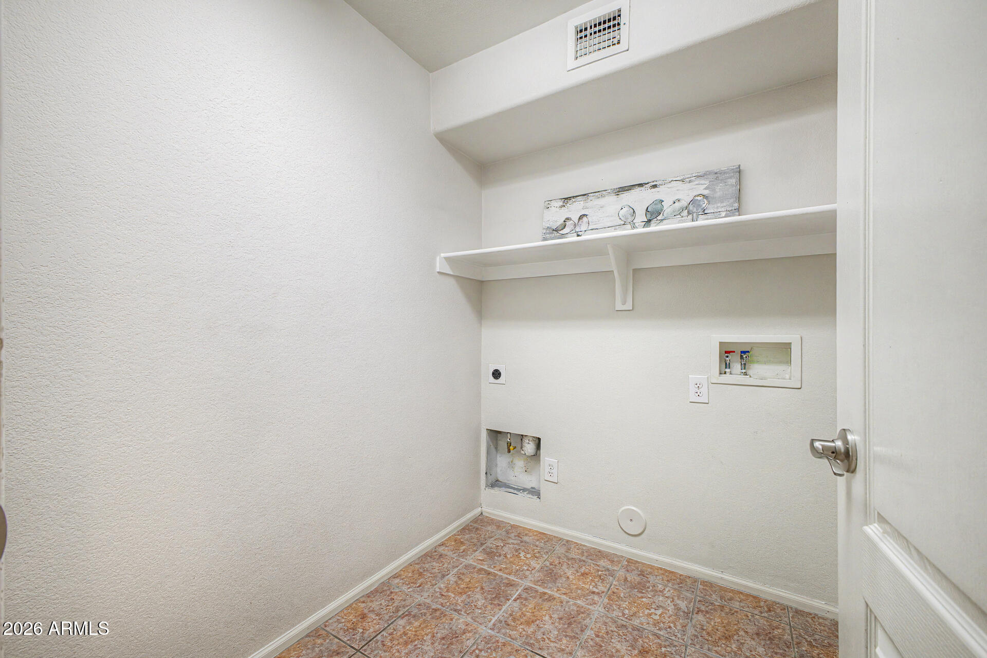 3311 W WALTER Way