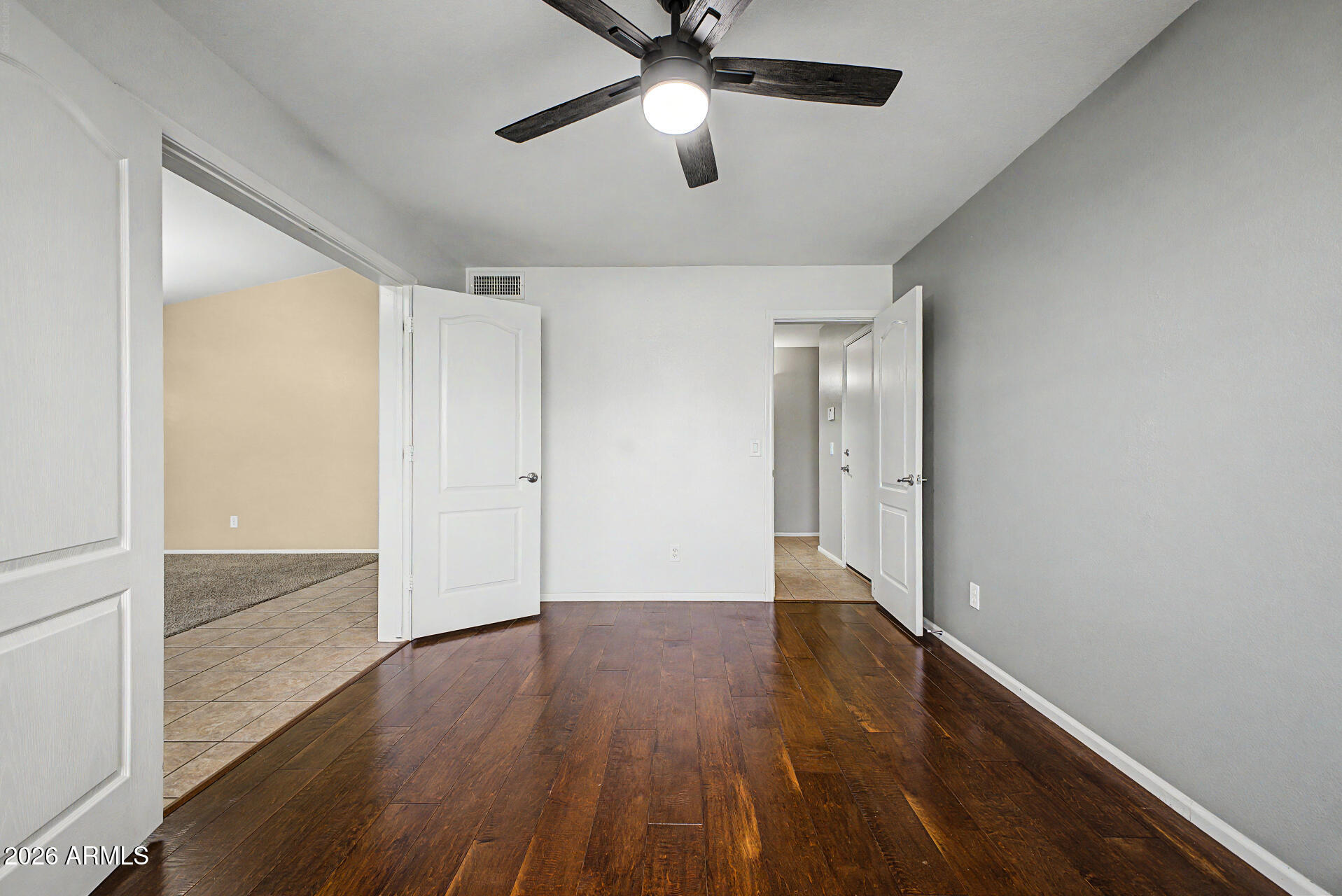 3311 W WALTER Way