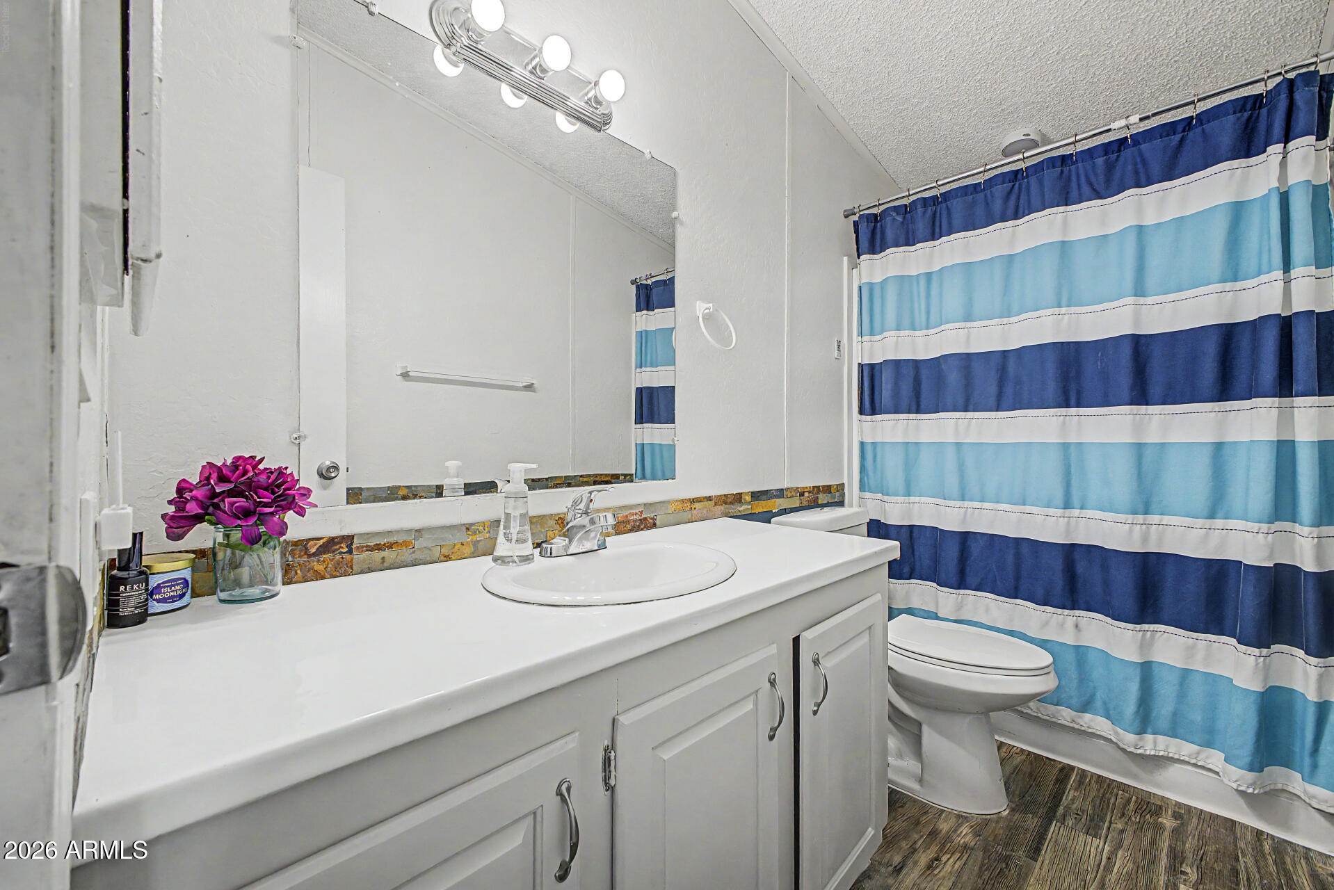 6907 W PATRICIA ANN Lane