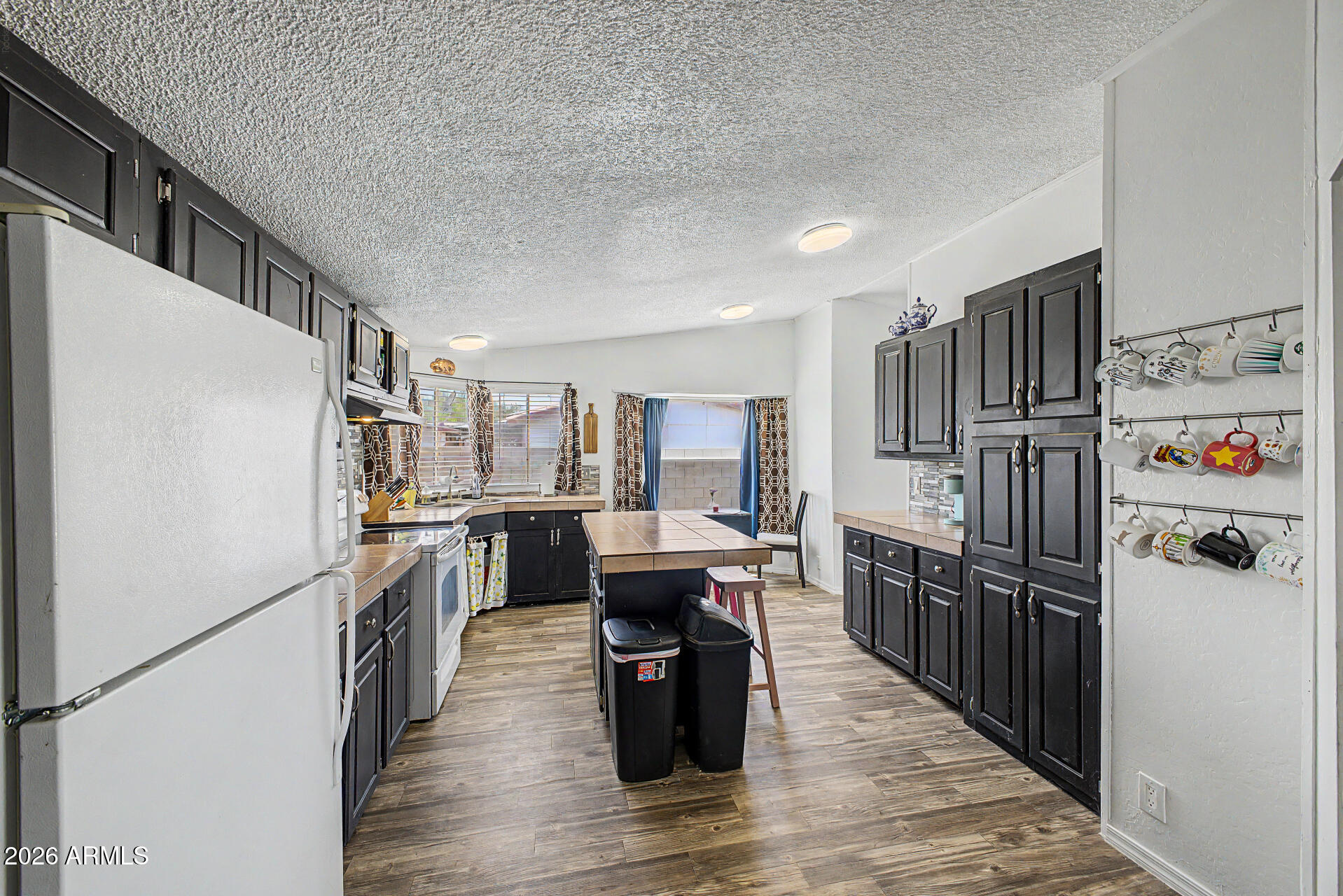 6907 W PATRICIA ANN Lane