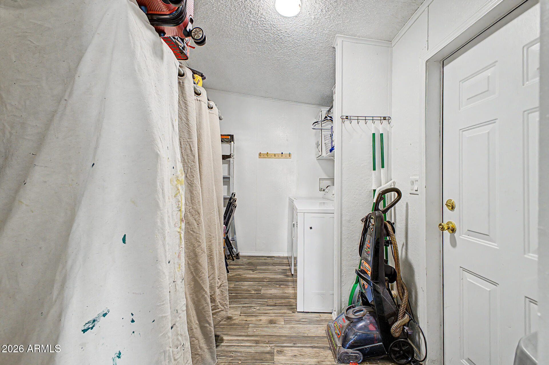 6907 W PATRICIA ANN Lane