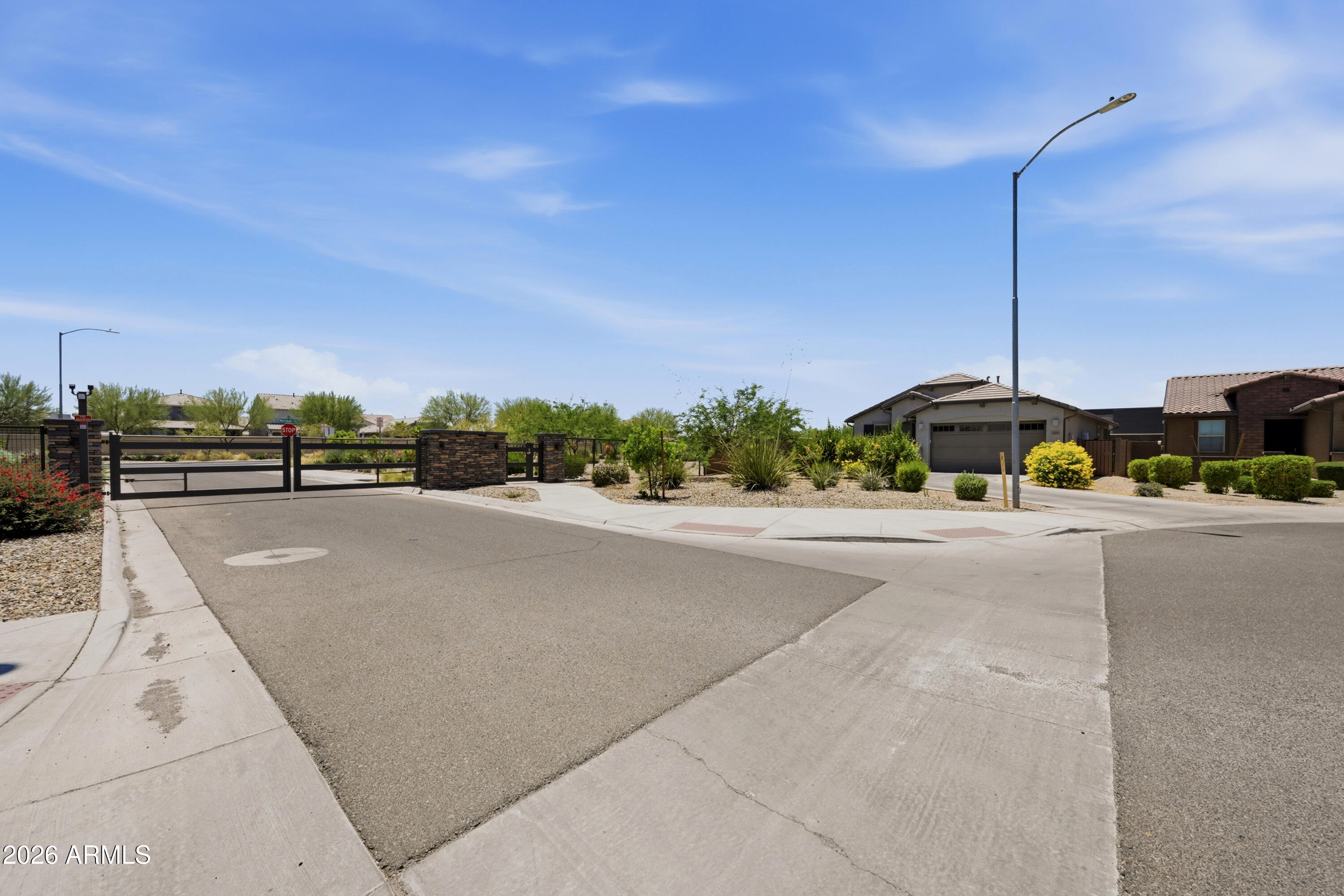 5804 N 90TH Drive