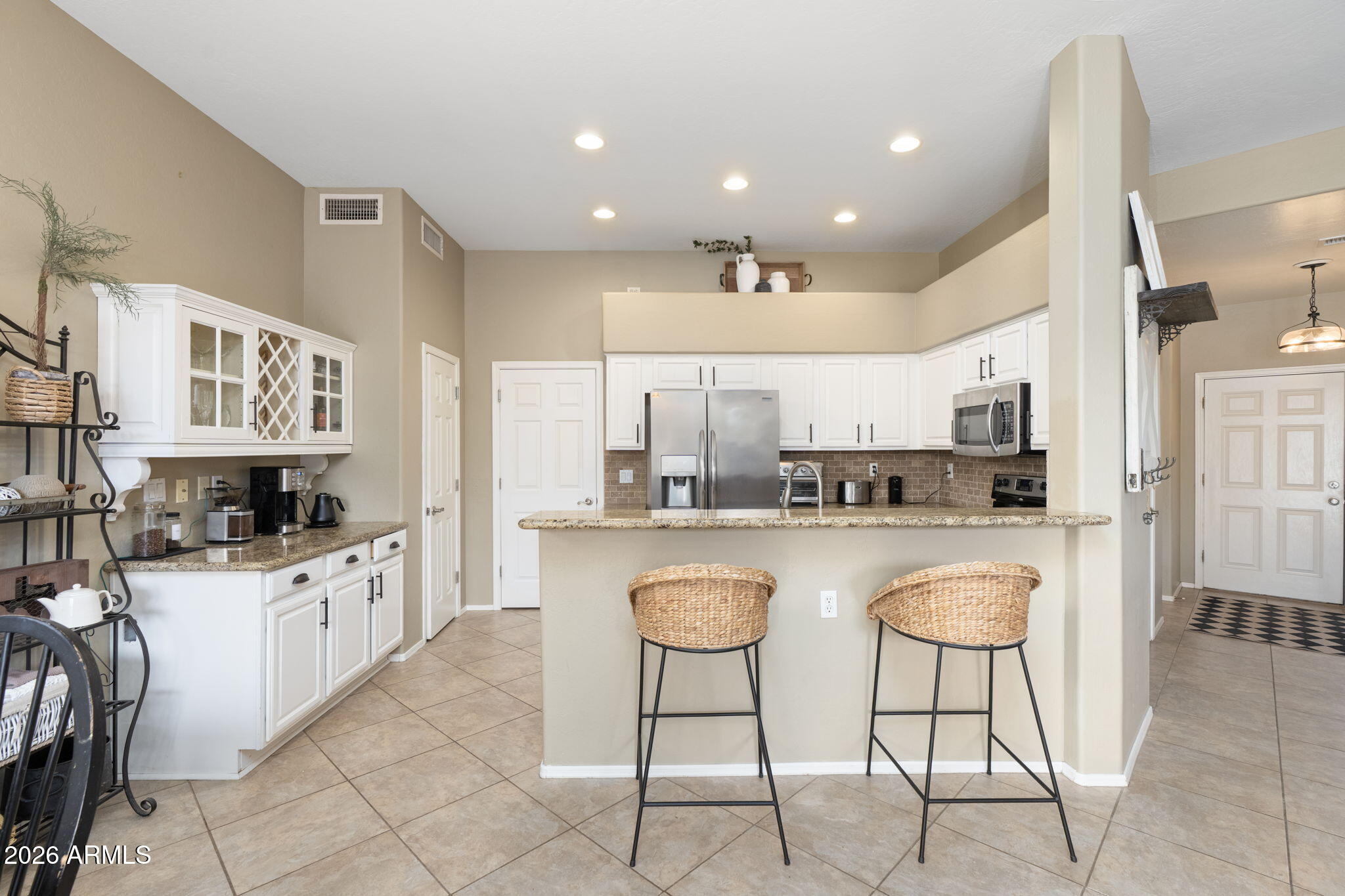 6384 W PONTIAC Drive