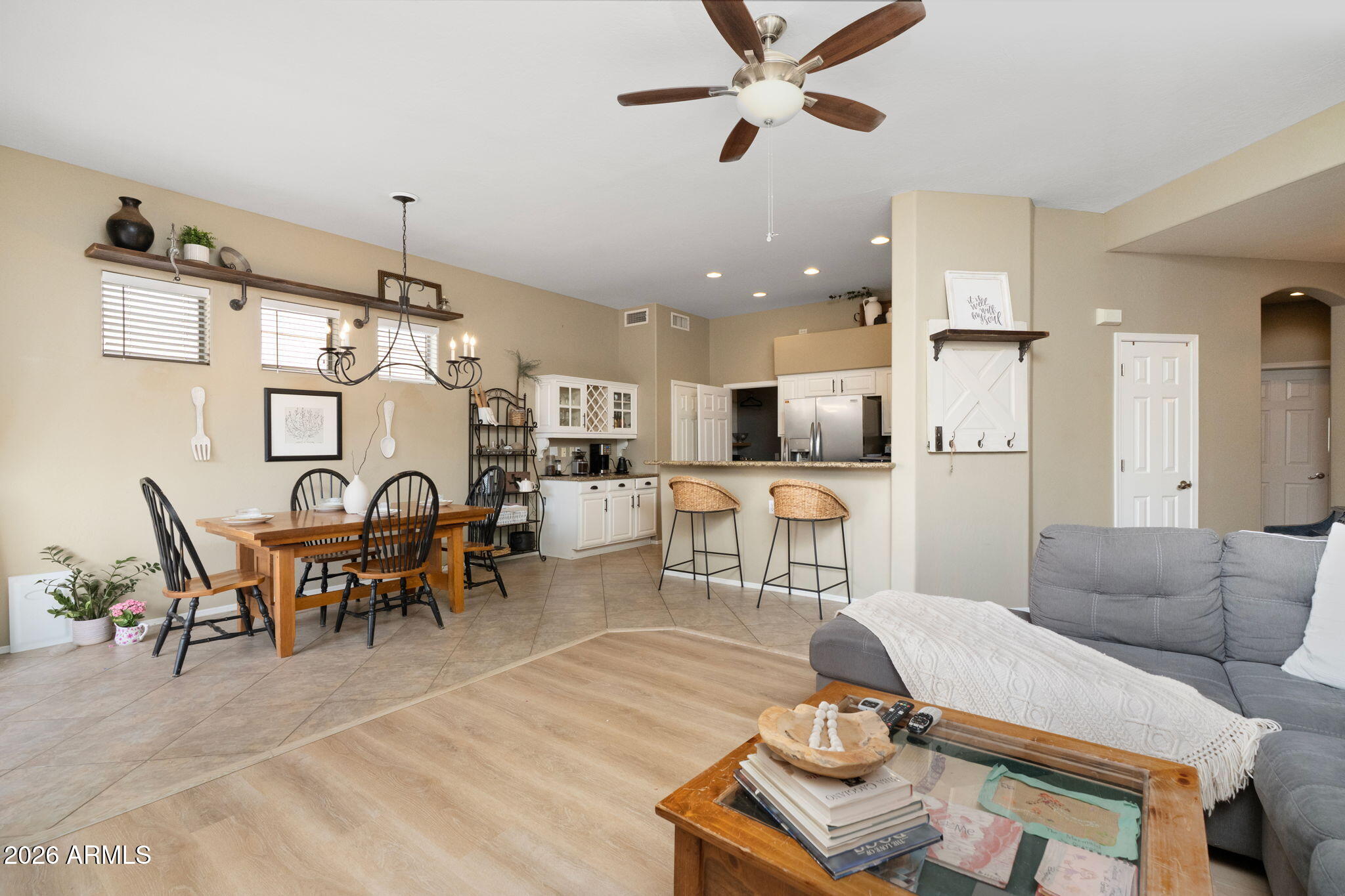 6384 W PONTIAC Drive