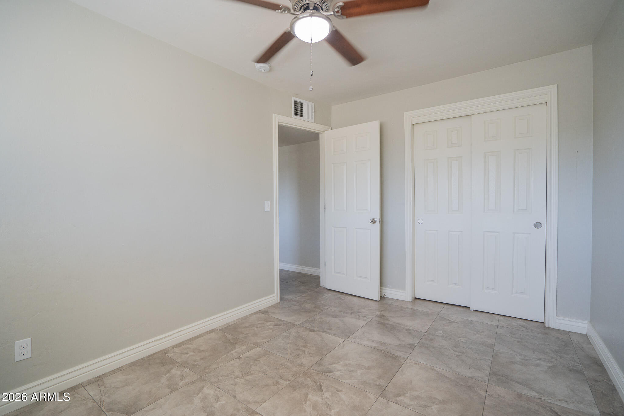 1008 E Citrus Way
