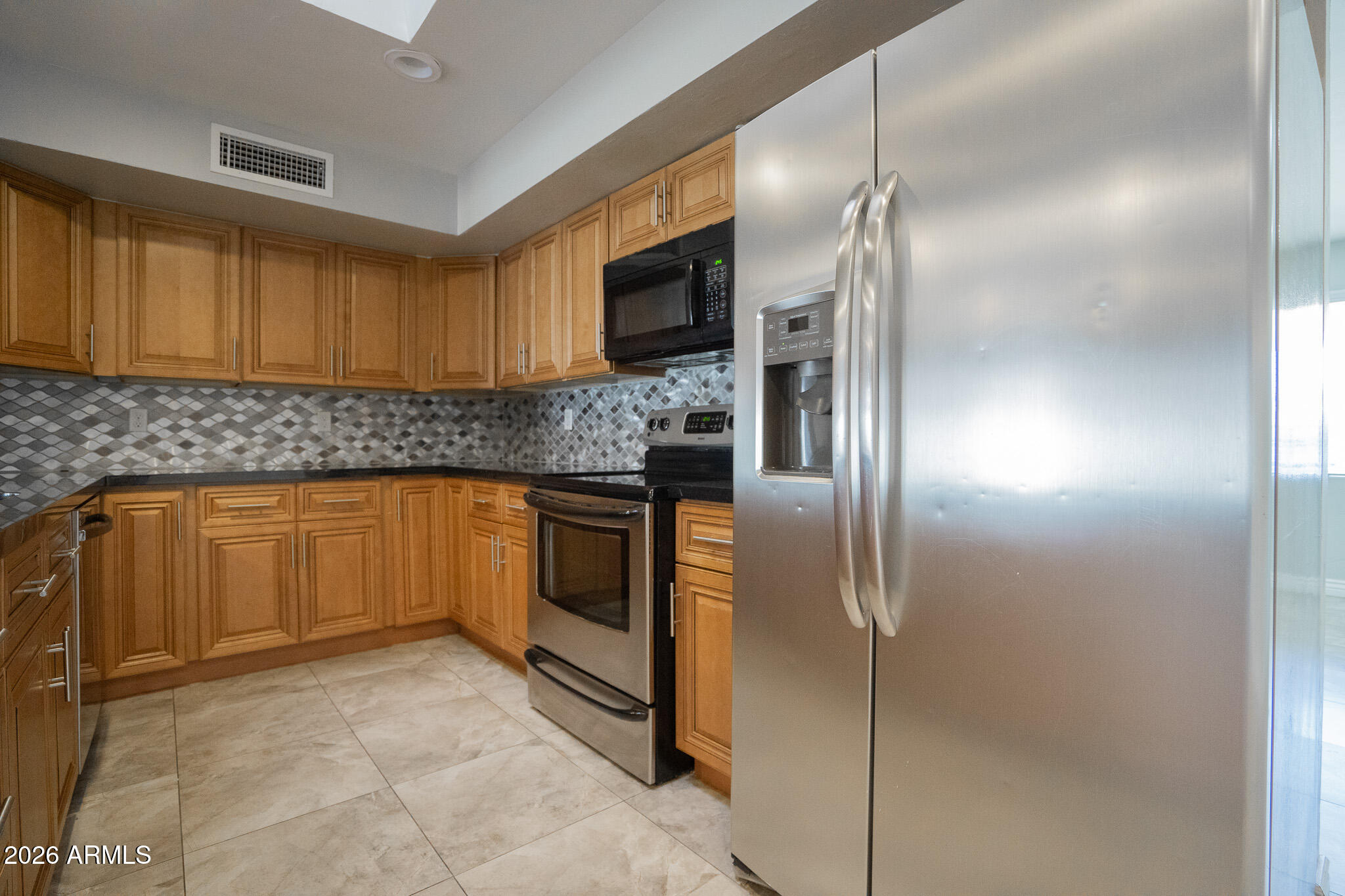 1008 E Citrus Way