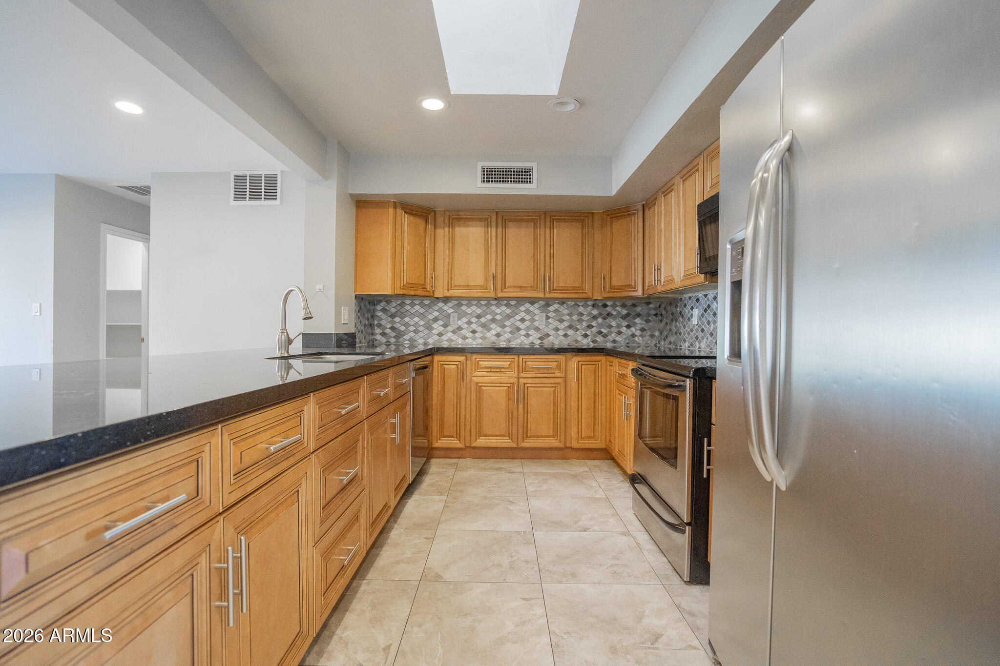 1008 E Citrus Way