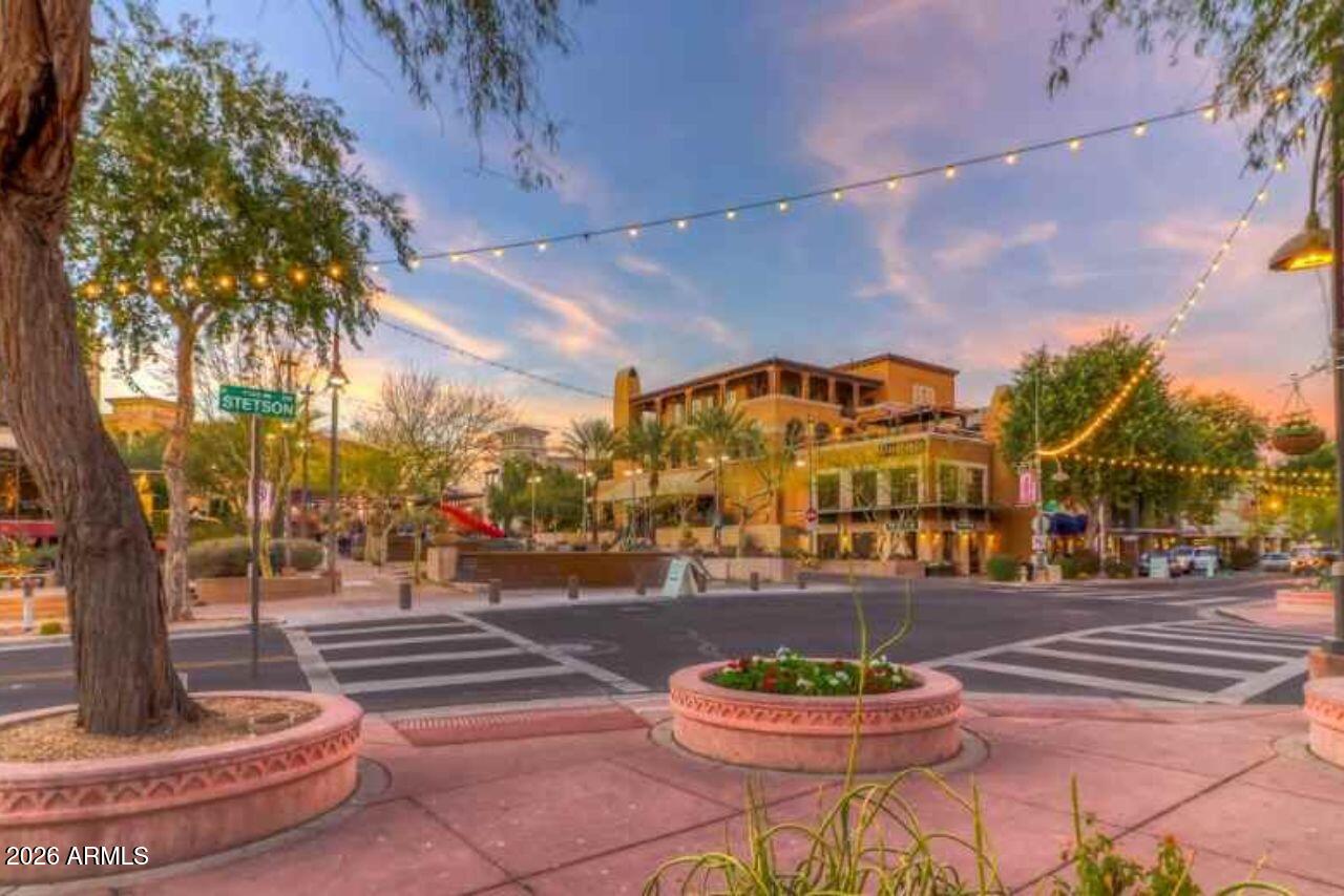 7950 E CAMELBACK Road 704