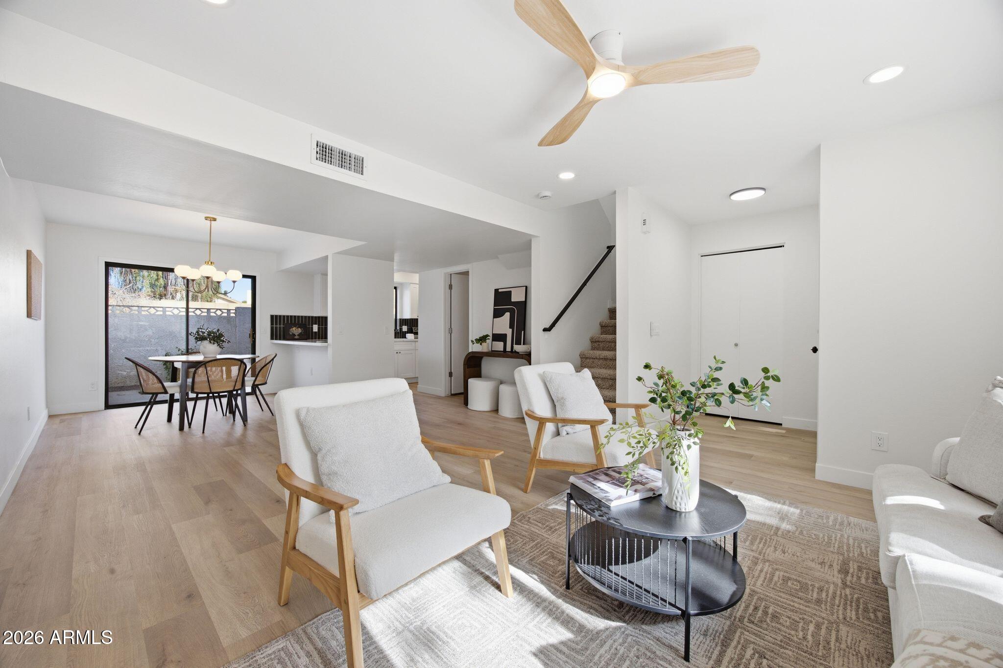2536 W KATHLEEN Road