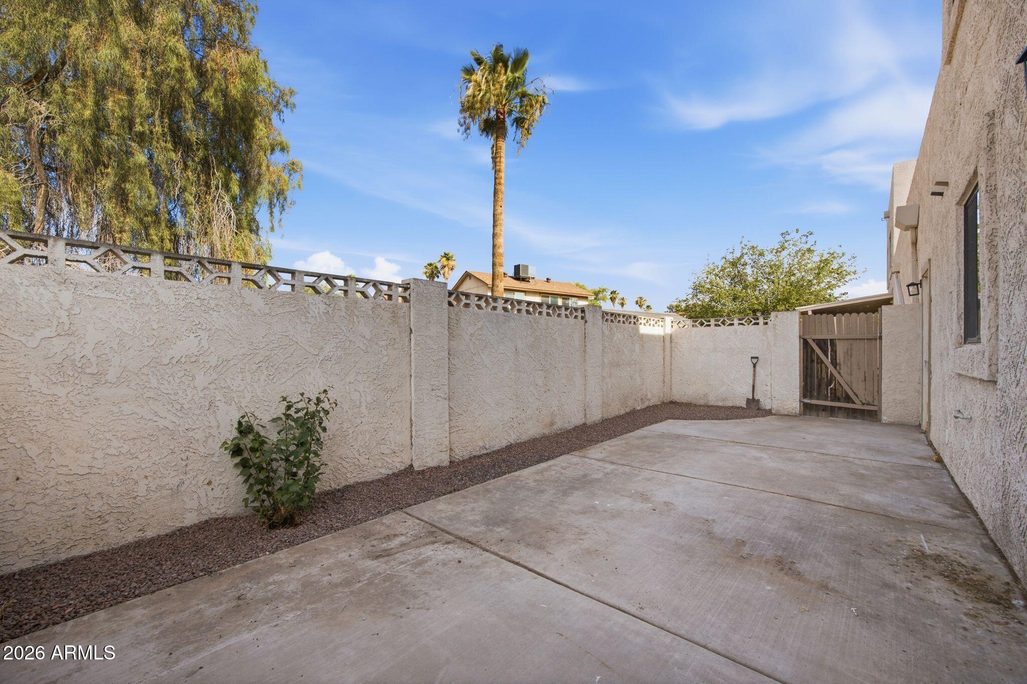 2536 W KATHLEEN Road