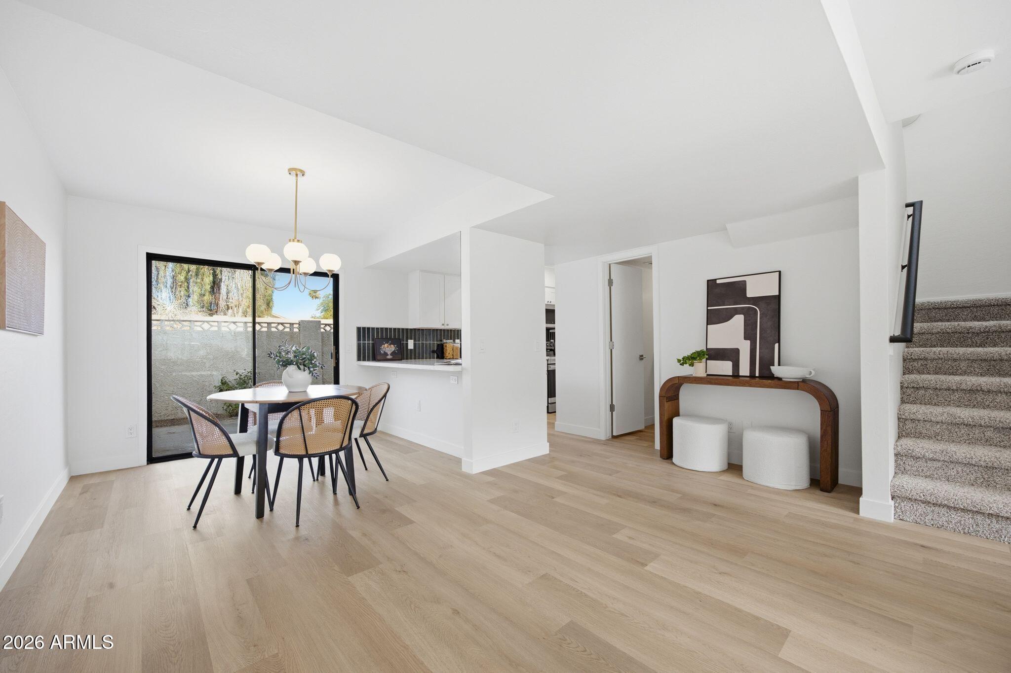 2536 W KATHLEEN Road