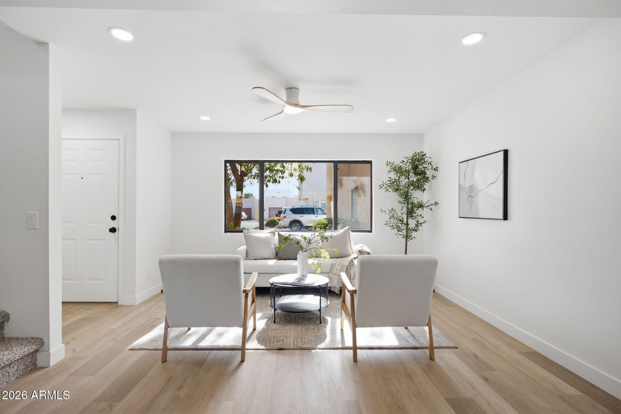 2536 W KATHLEEN Road