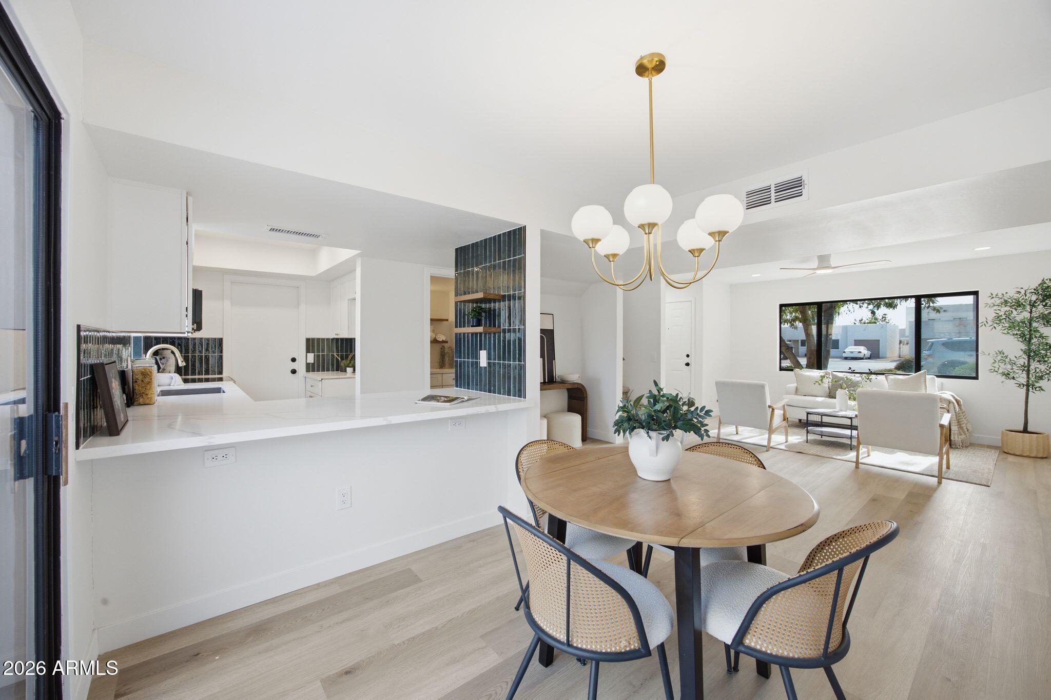 2536 W KATHLEEN Road