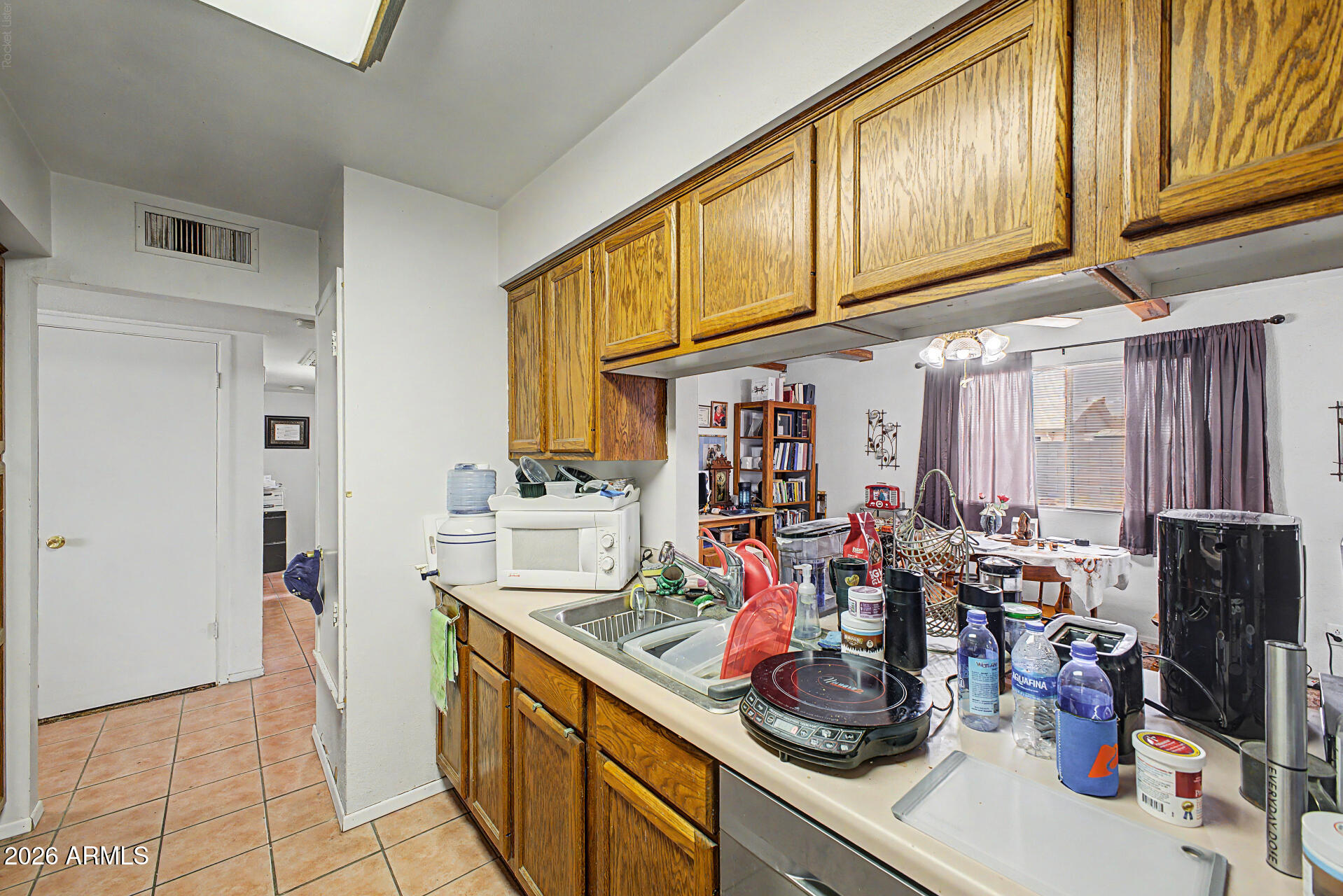 908 W MCLELLAN Road