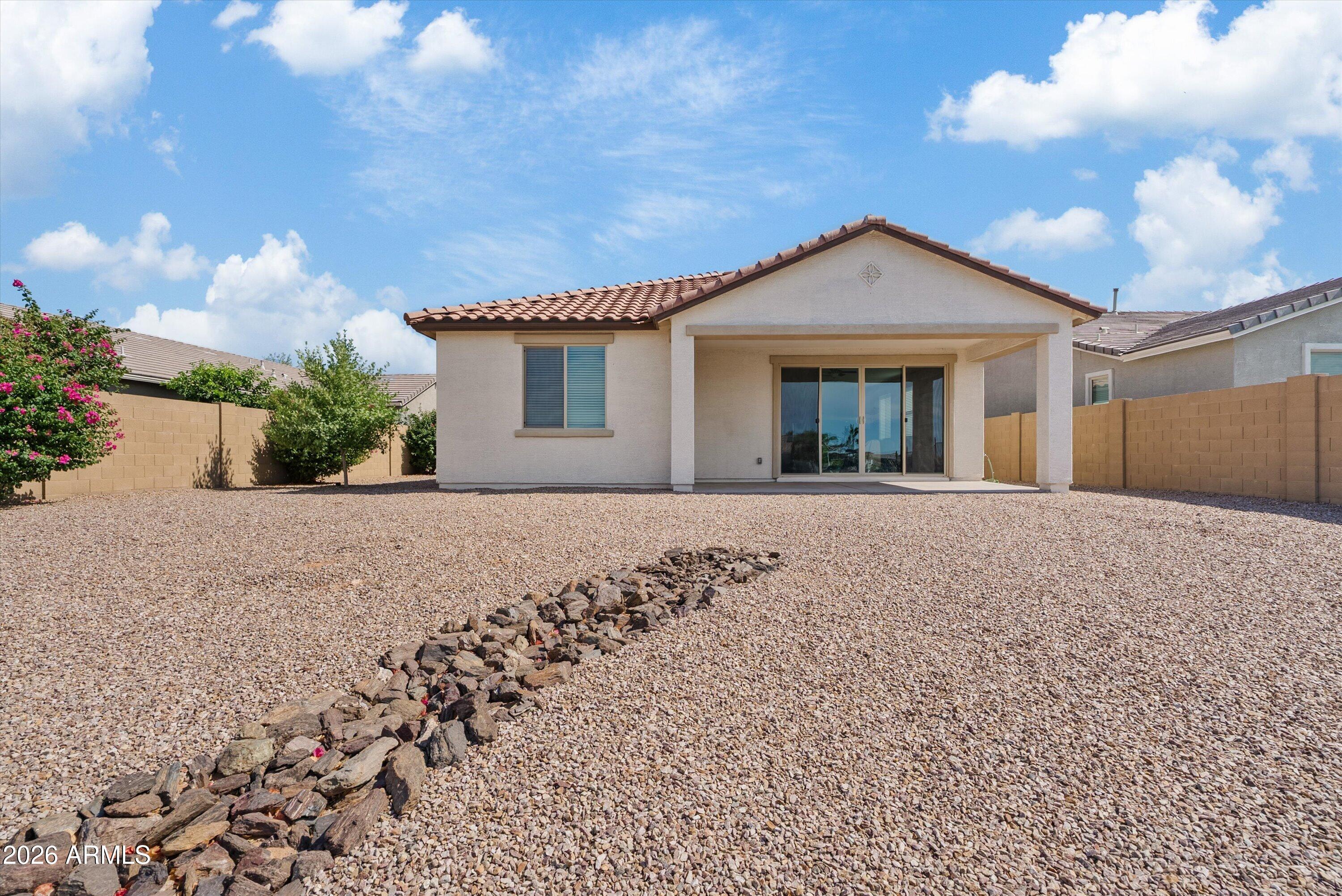40699 W LITTLE Drive