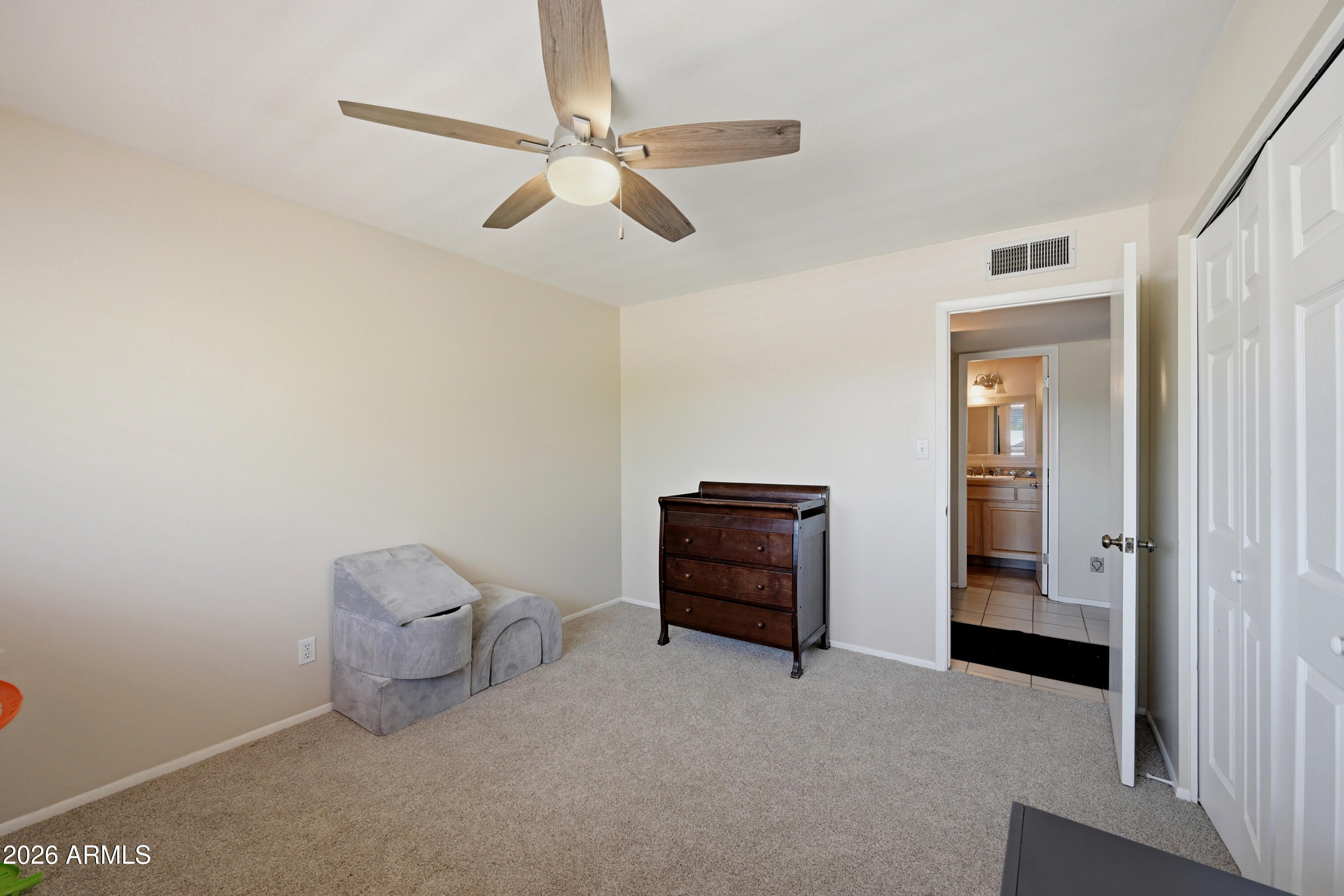 8720 E BONITA Drive