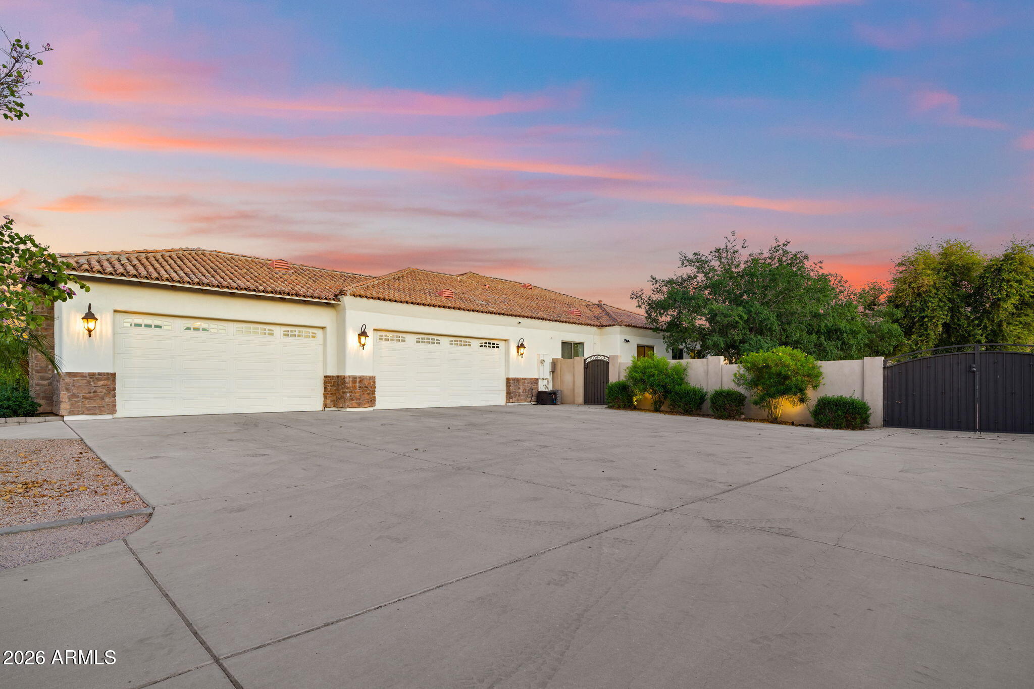 16325 E MAGNOLIA Drive