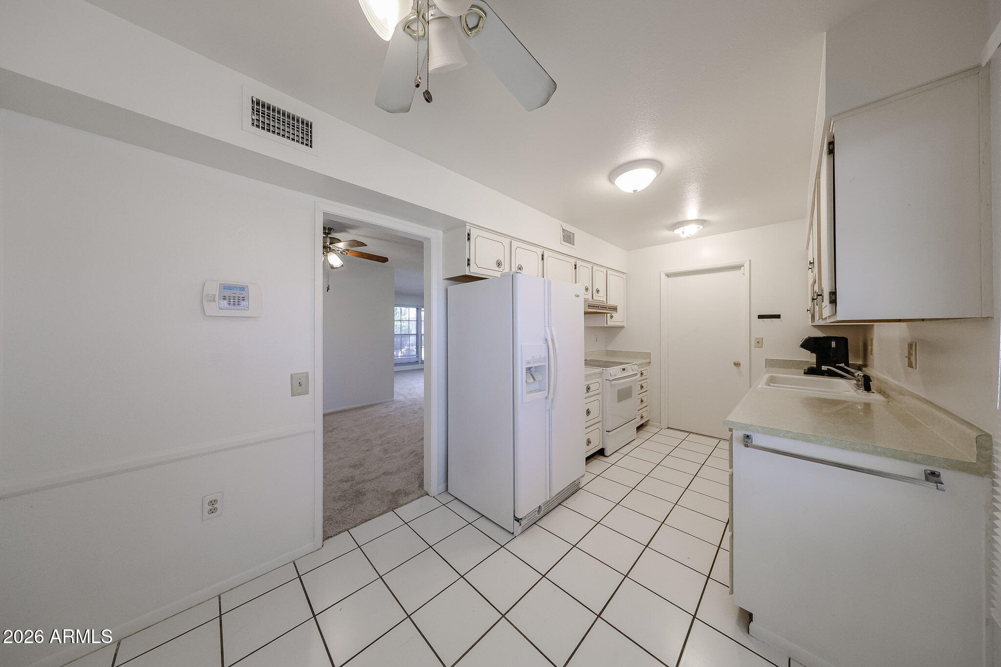 10837 W SANTA FE Drive