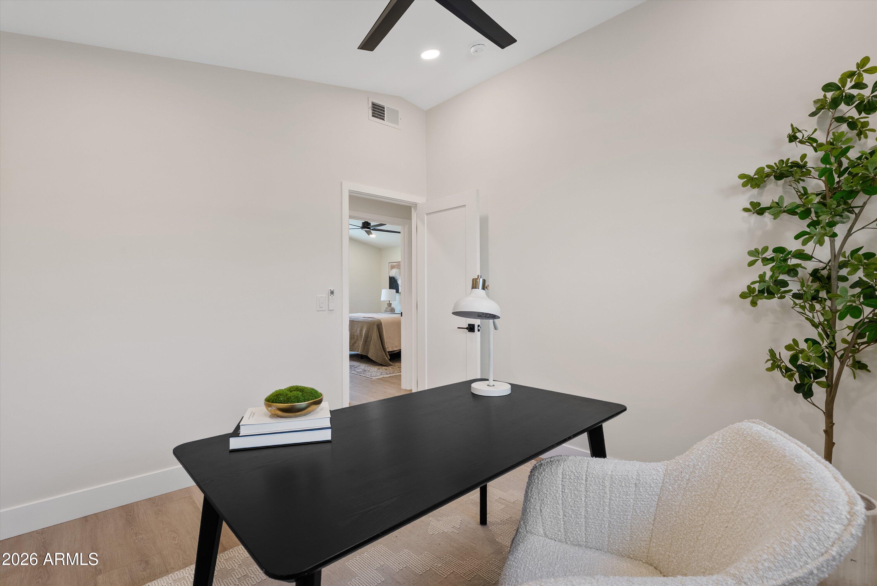 3921 E SAHUARO Drive