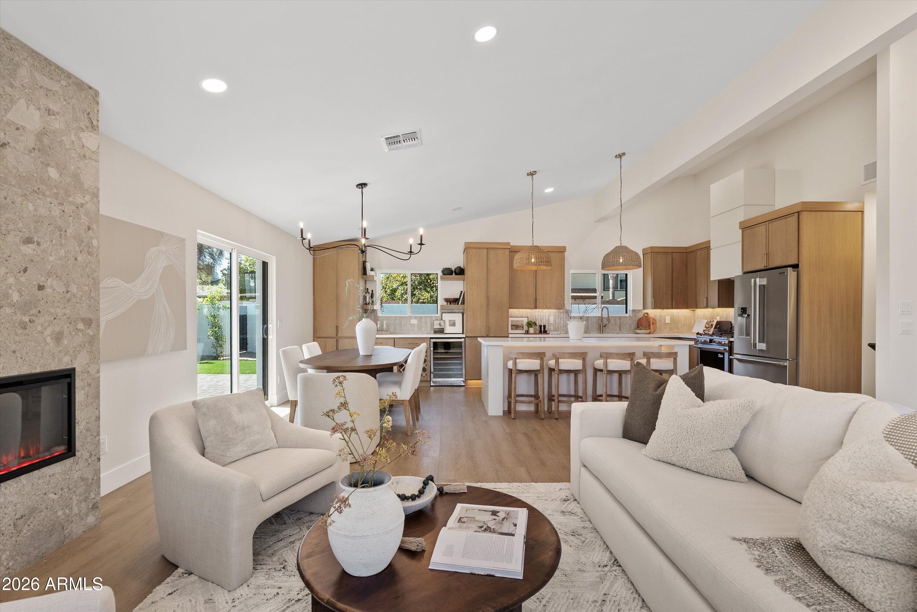 3921 E SAHUARO Drive