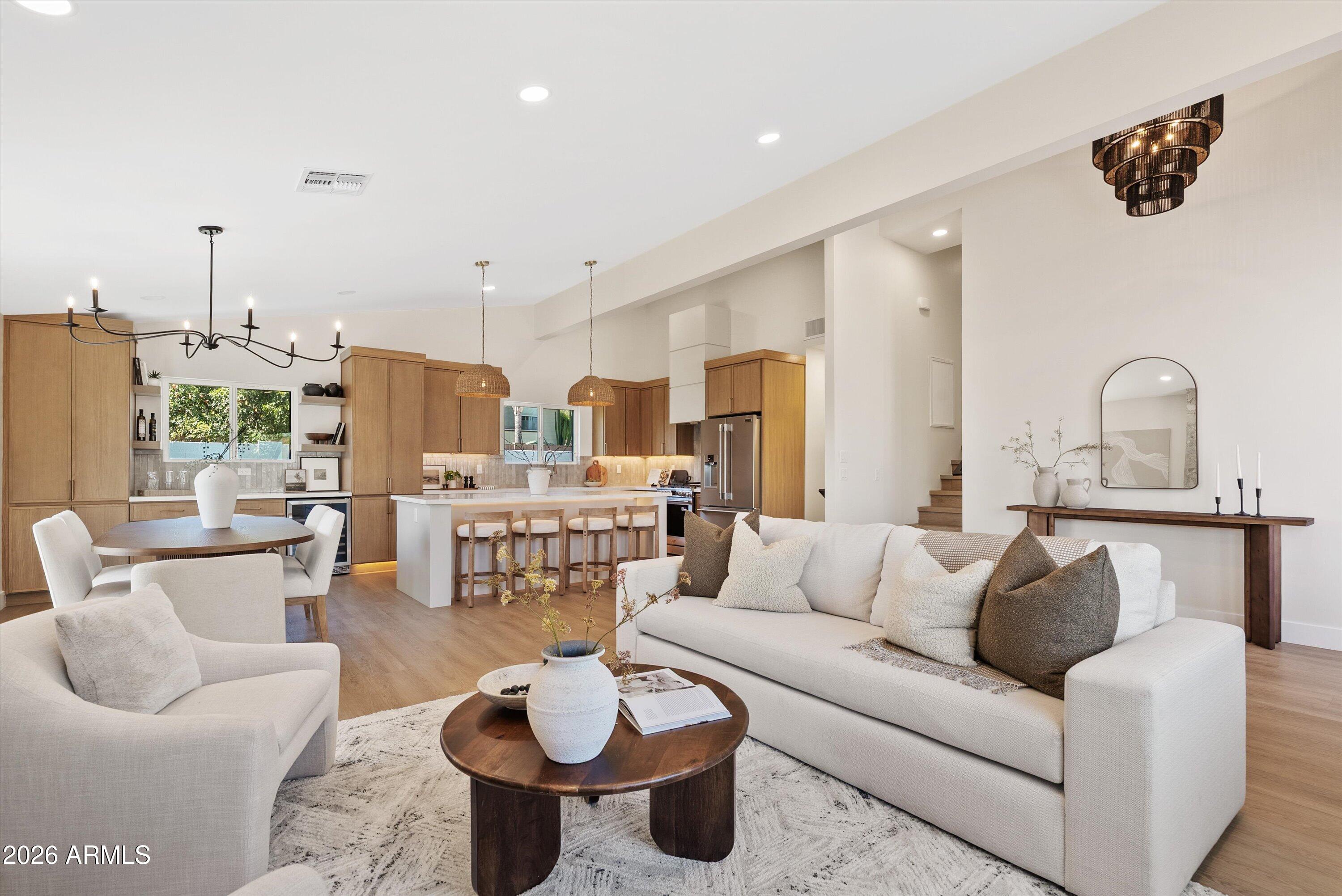 3921 E SAHUARO Drive