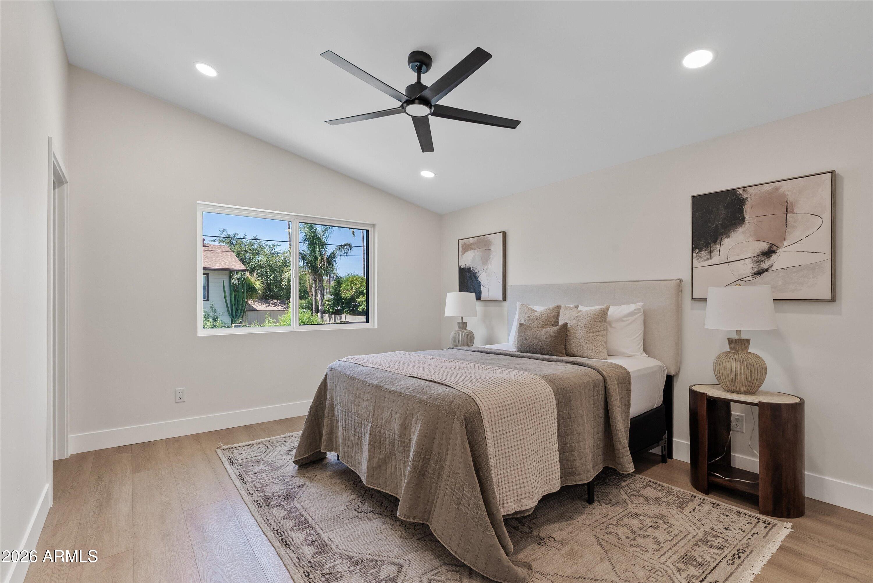 3921 E SAHUARO Drive