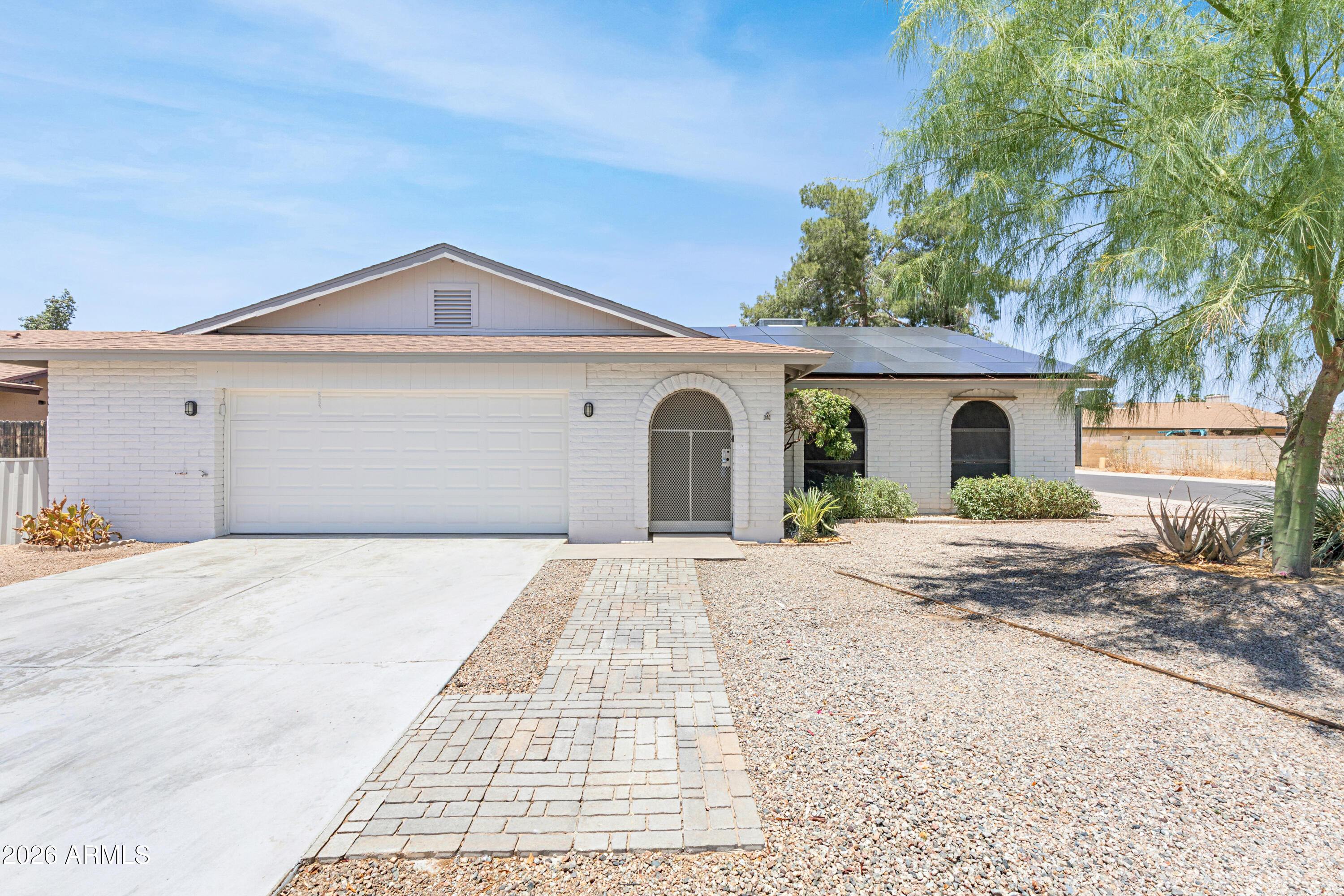 4056 W MERCER Lane