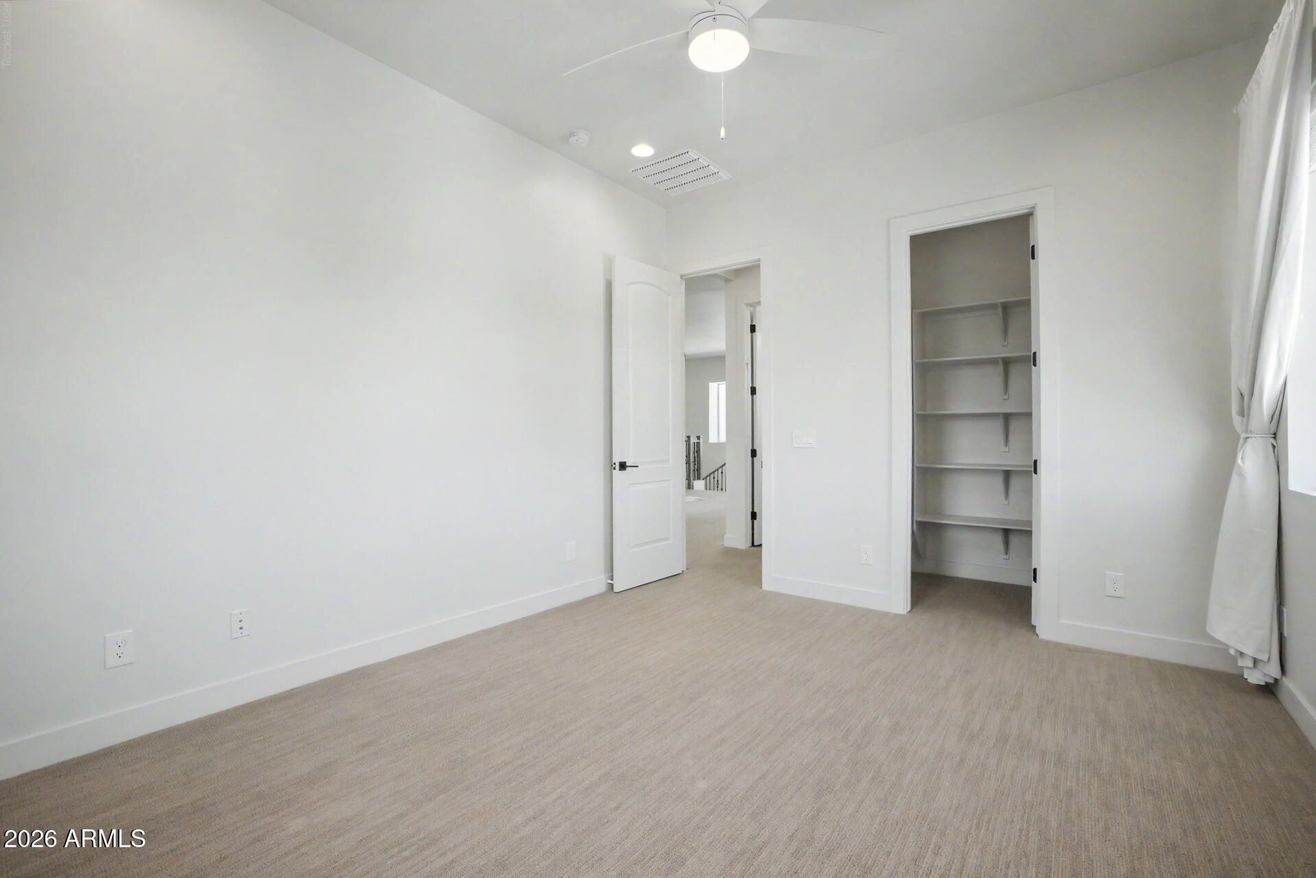 40 W FRIER Drive