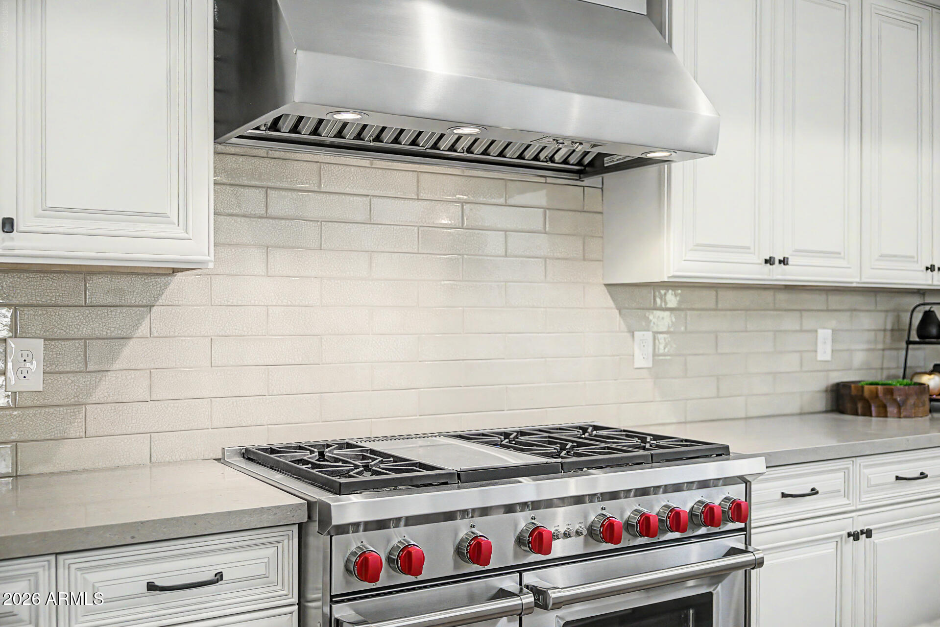 40 W FRIER Drive