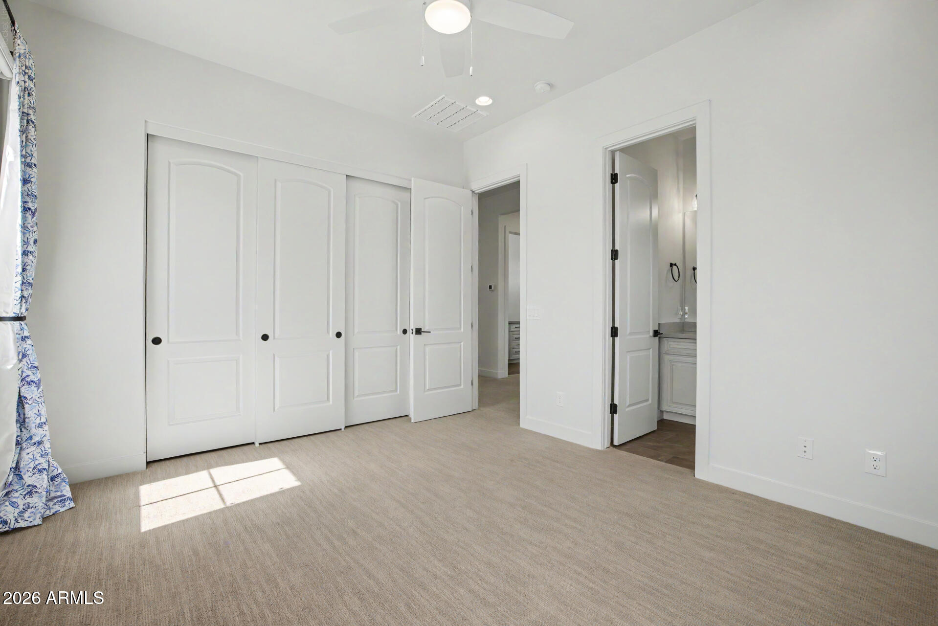 40 W FRIER Drive