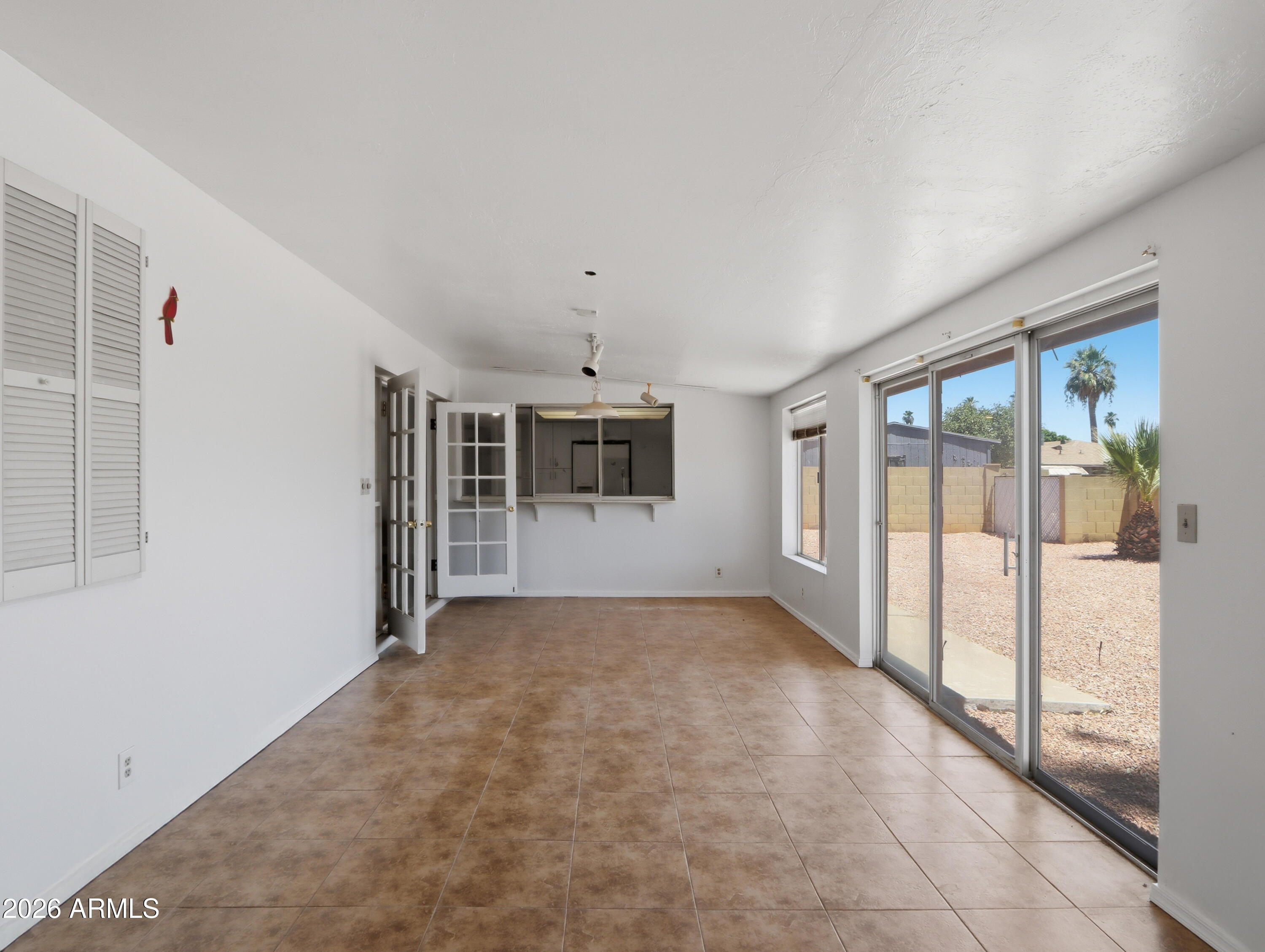 2949 W CACTUS WREN Drive
