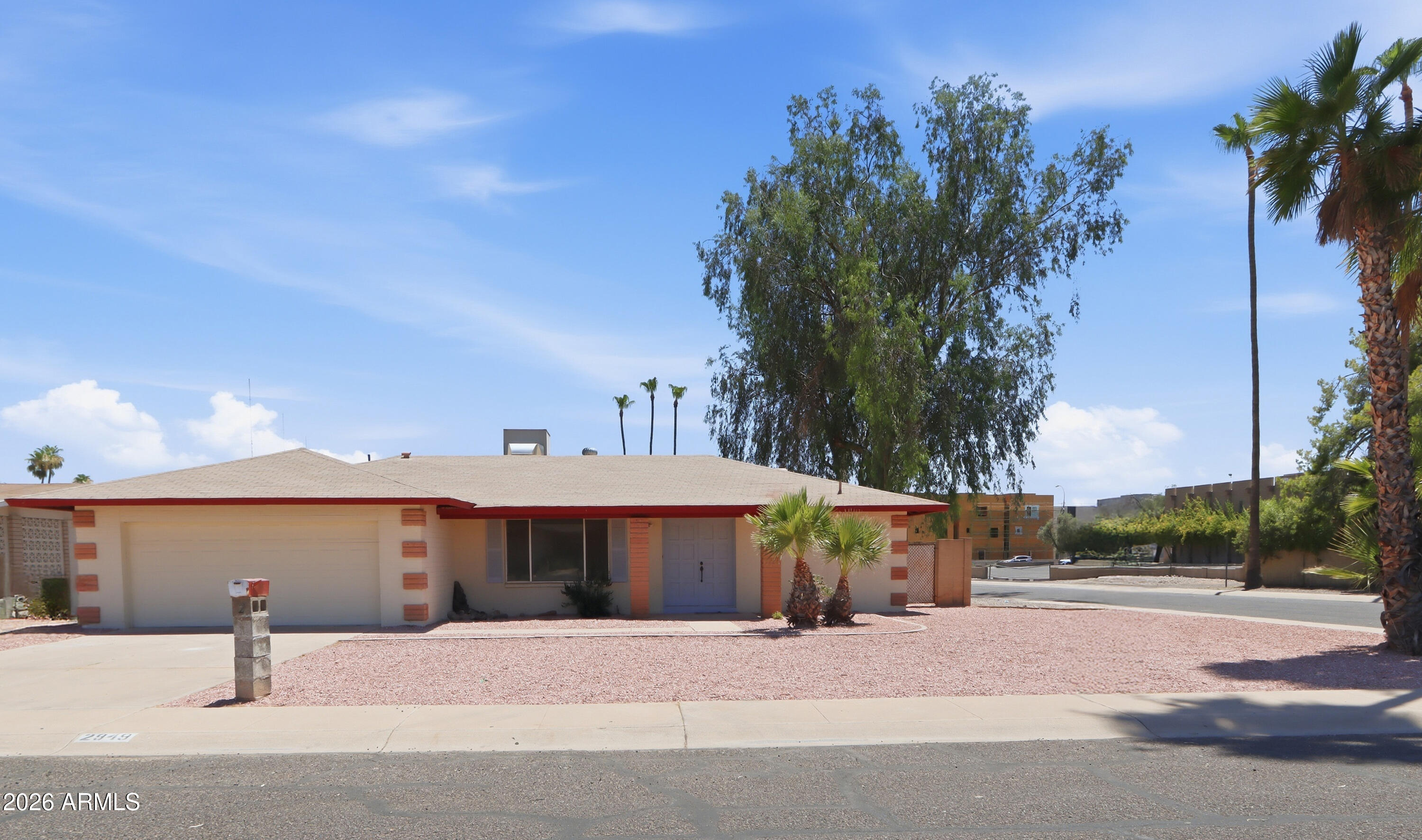 2949 W CACTUS WREN Drive