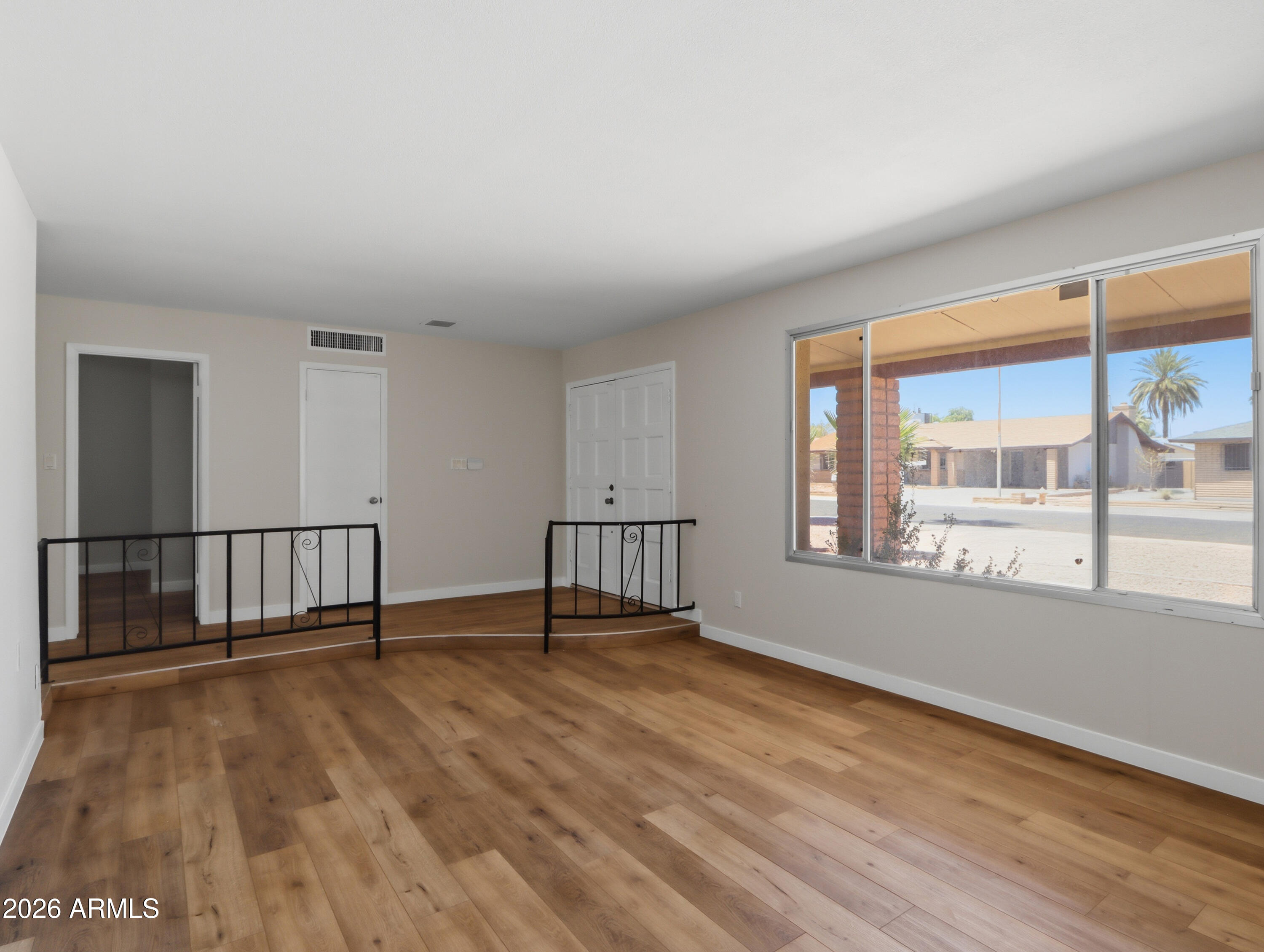 2949 W CACTUS WREN Drive