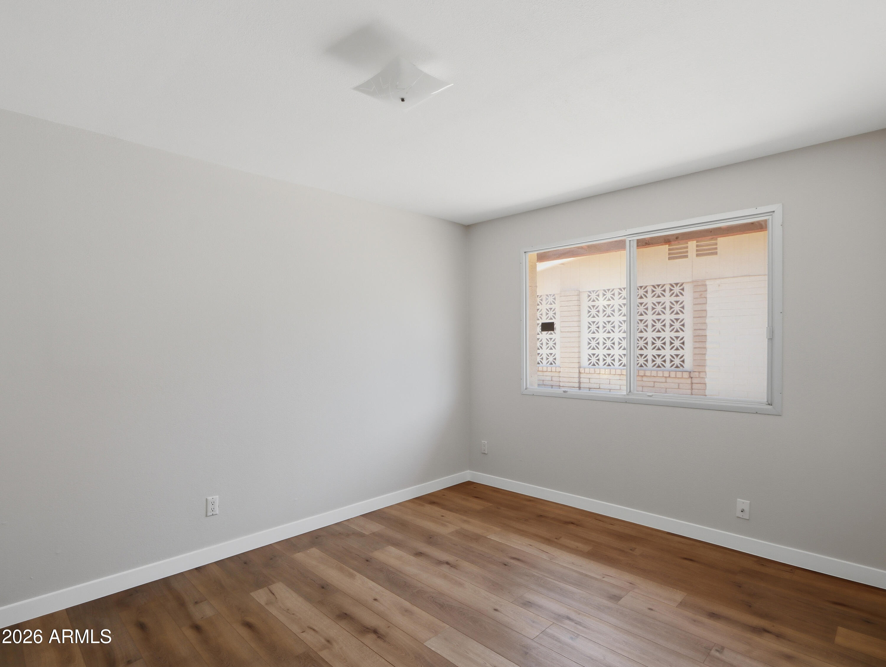 2949 W CACTUS WREN Drive
