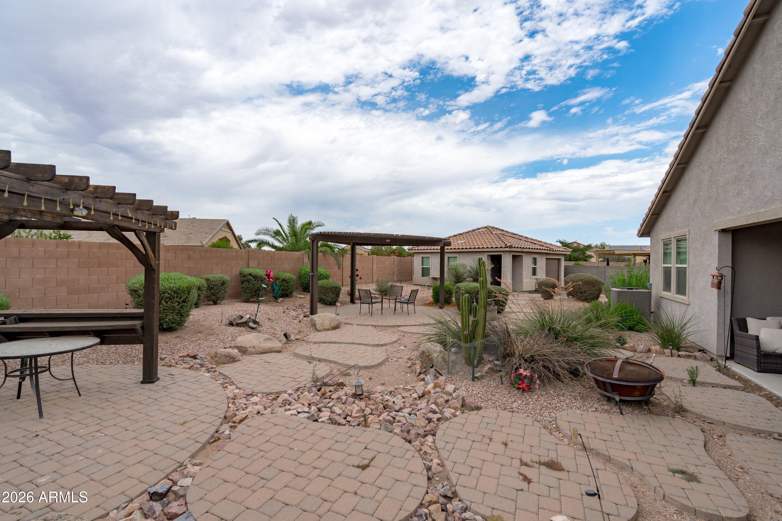 40570 W HOPPER Drive