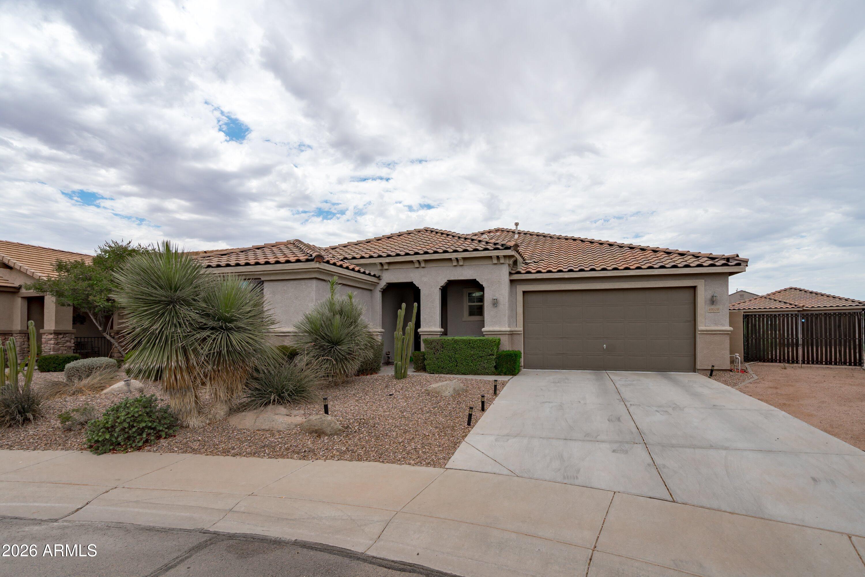 40570 W HOPPER Drive