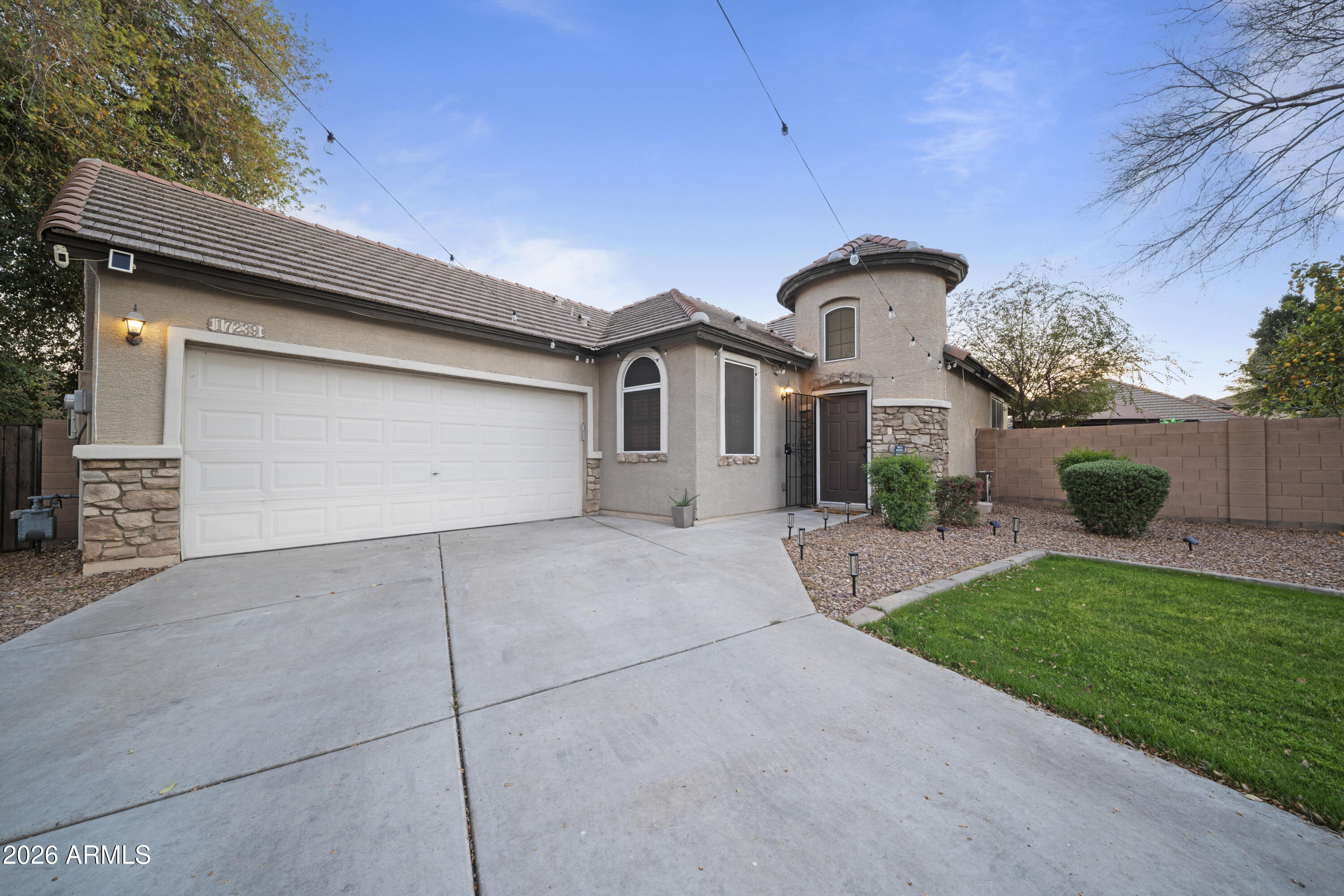 17239 W IRONWOOD Street