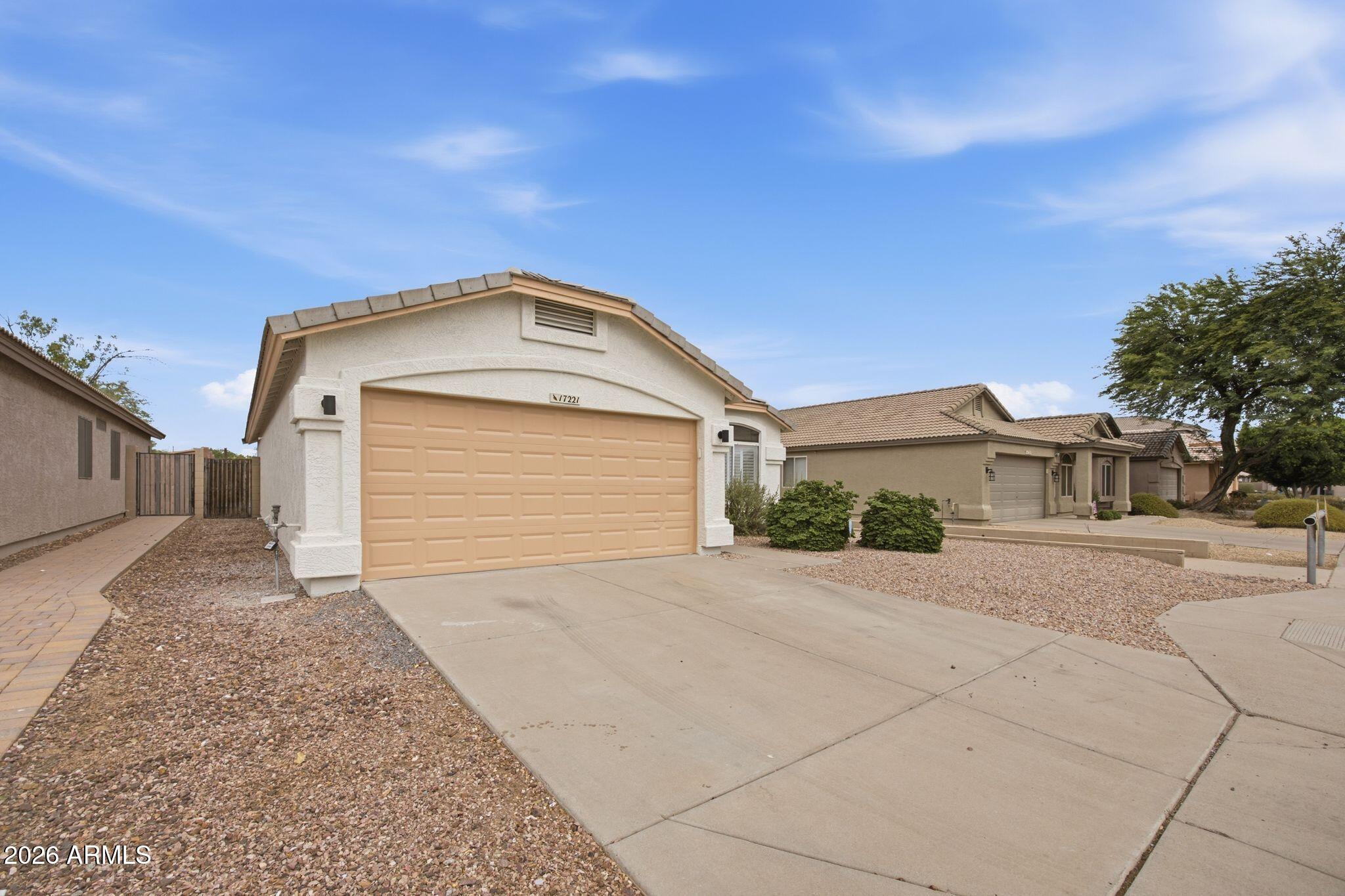 17221 N 27TH Place