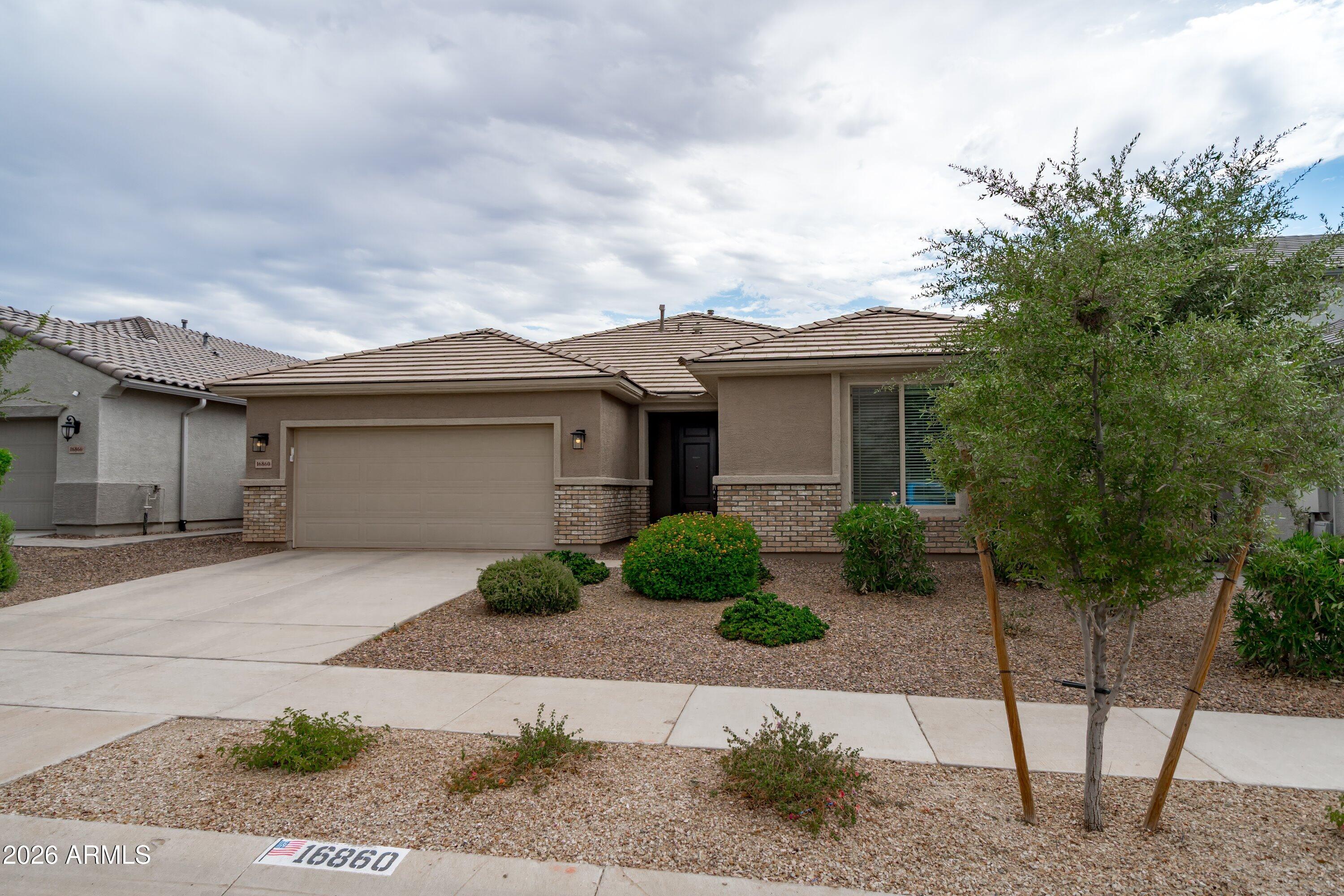16860 W BUCKHORN Trail