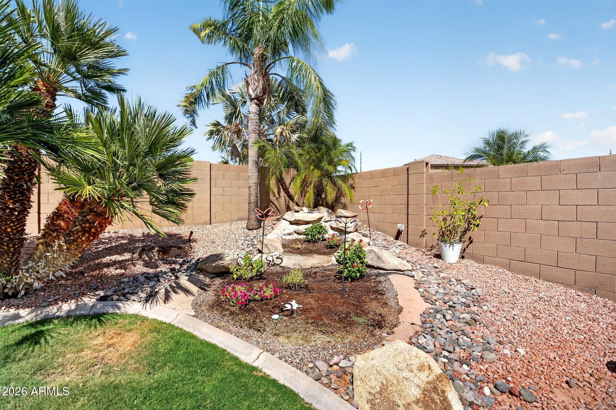 7523 E KAEL Circle