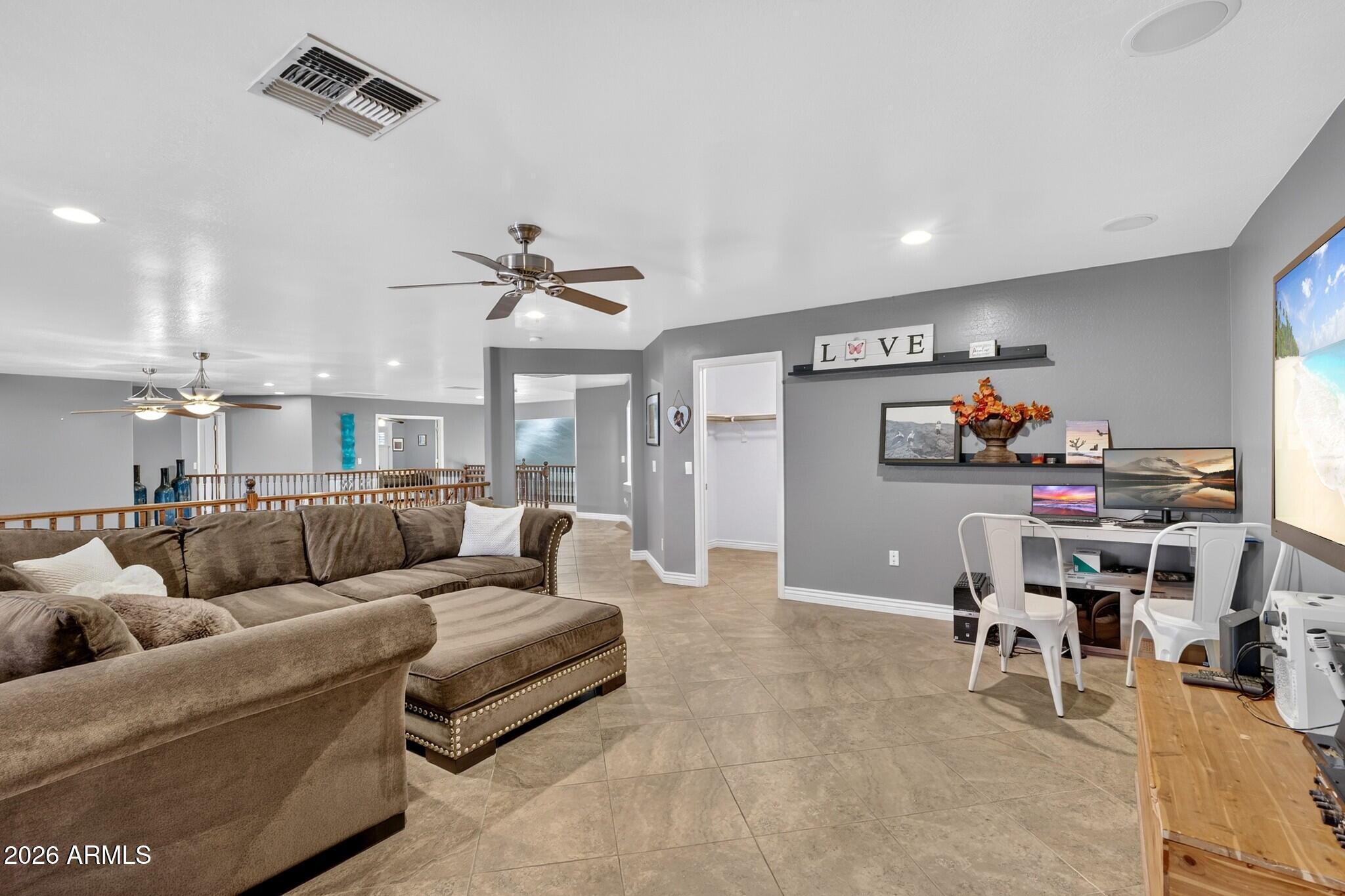 7523 E KAEL Circle