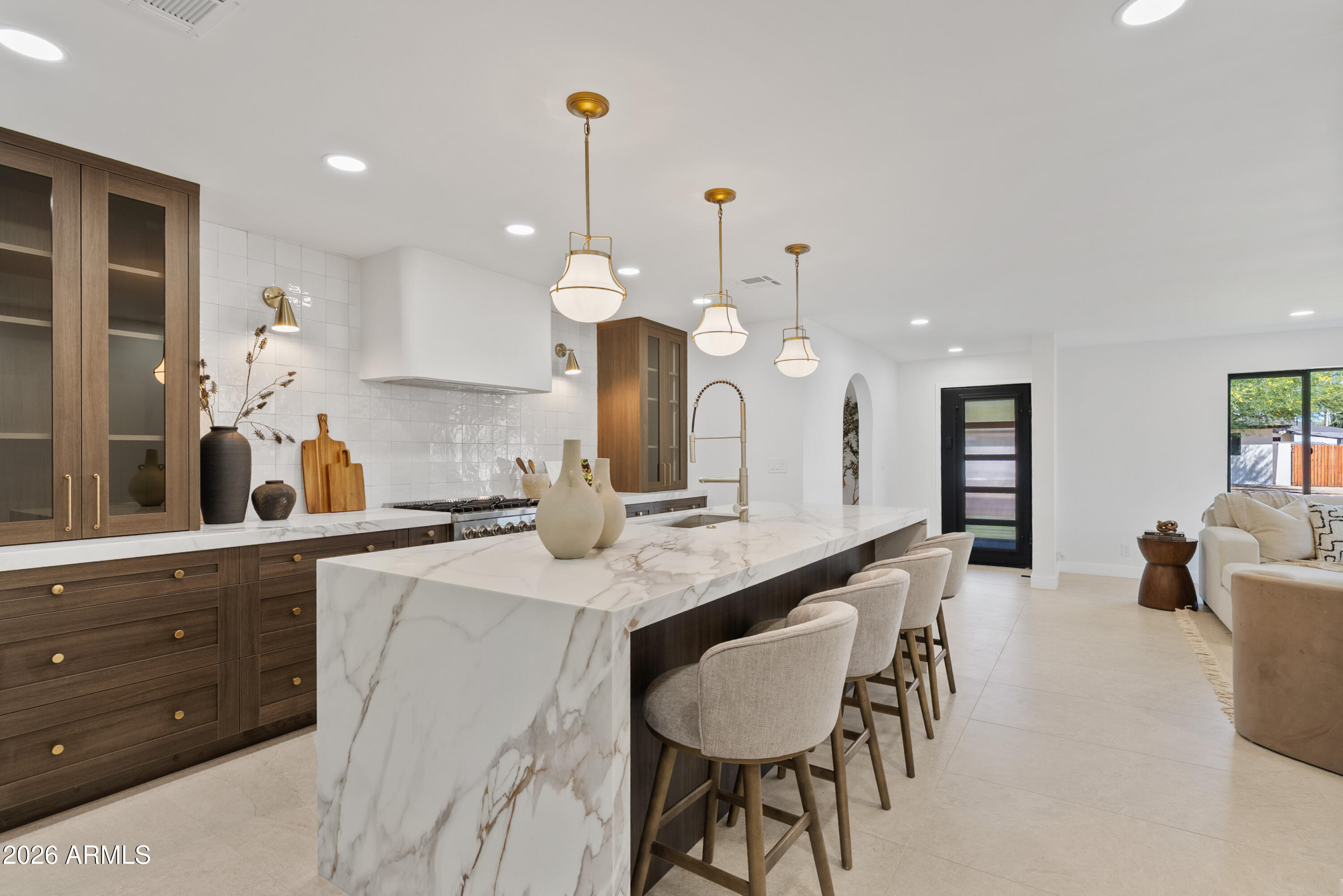 4534 N 30TH Place