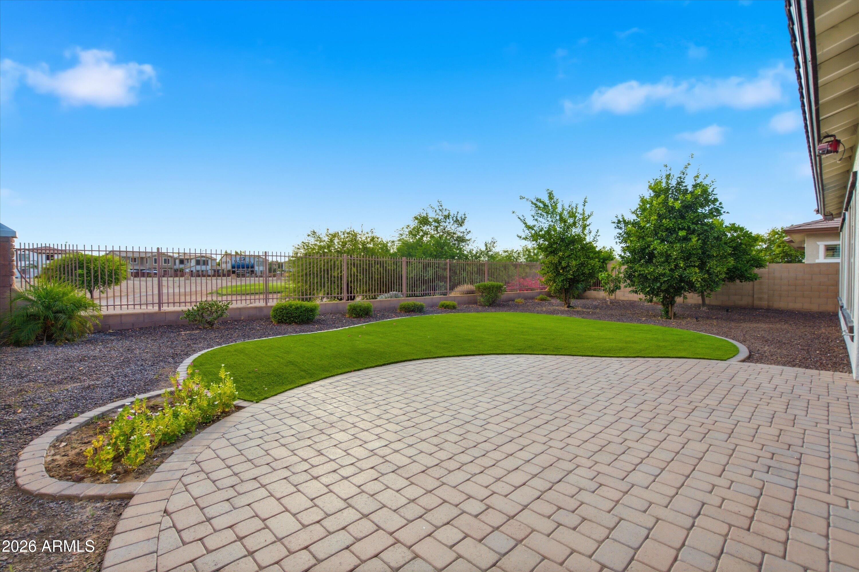 6602 S BRIDAL VAIL Drive