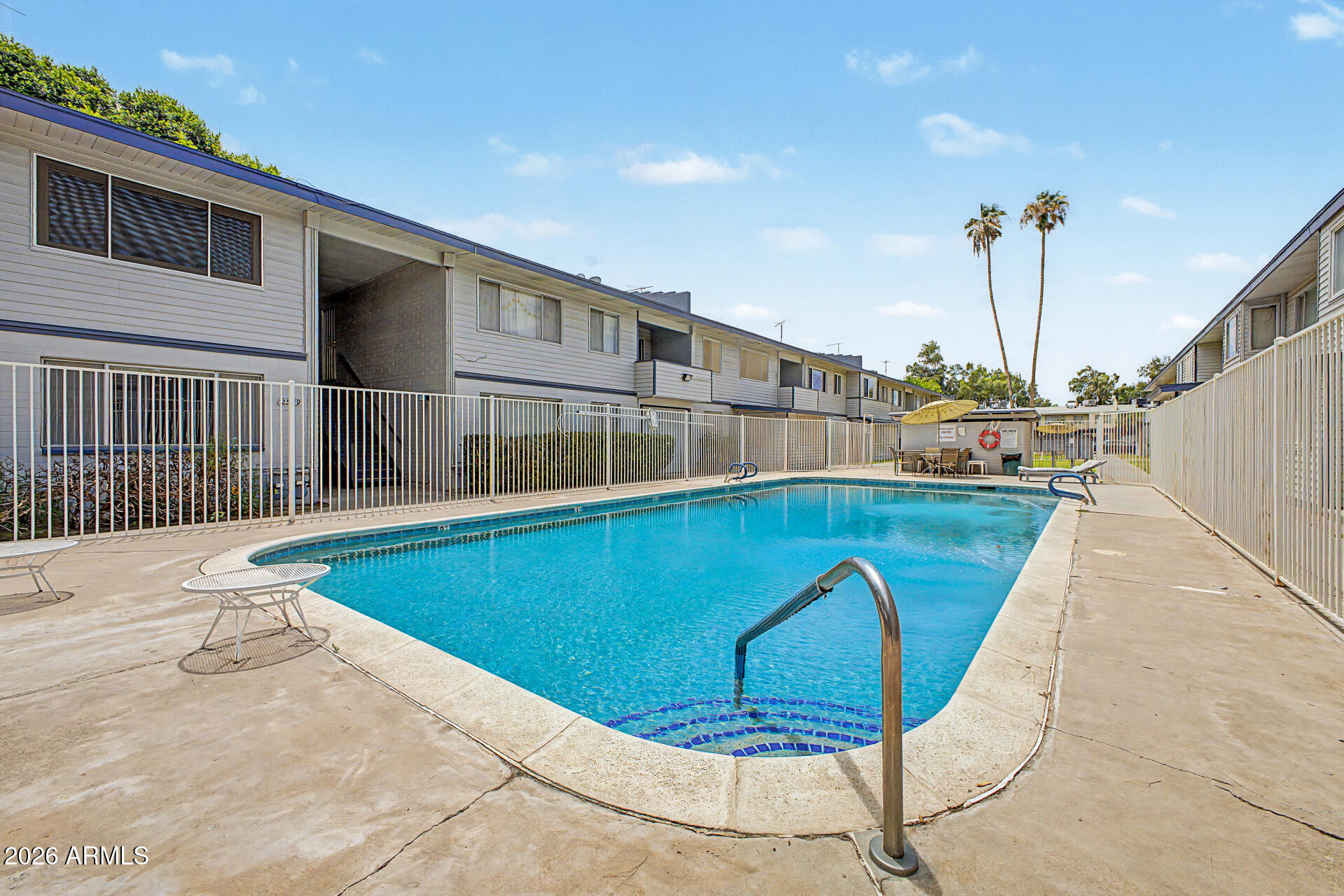 2549 W Rose Lane A-113