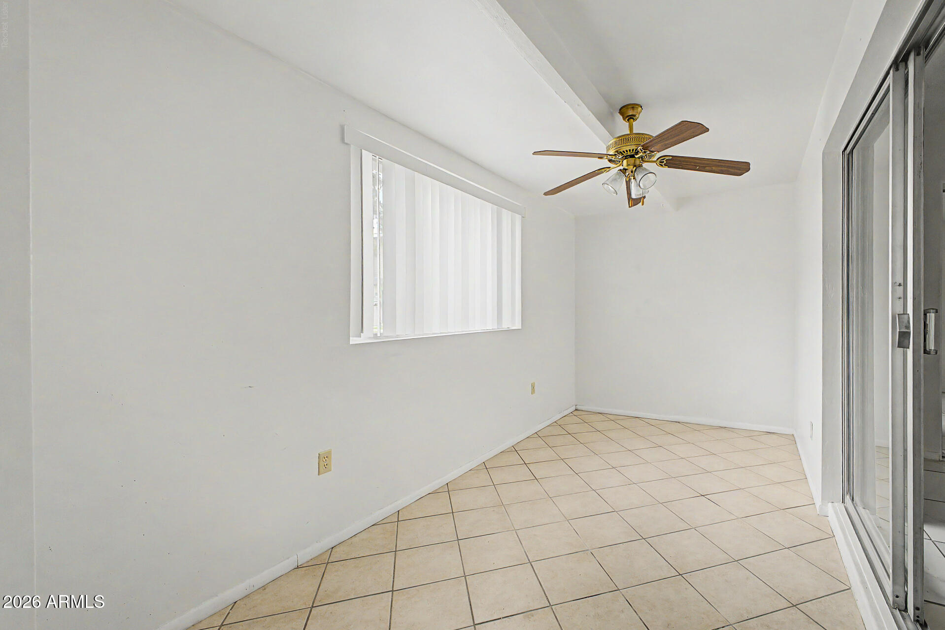 2549 W Rose Lane A-113