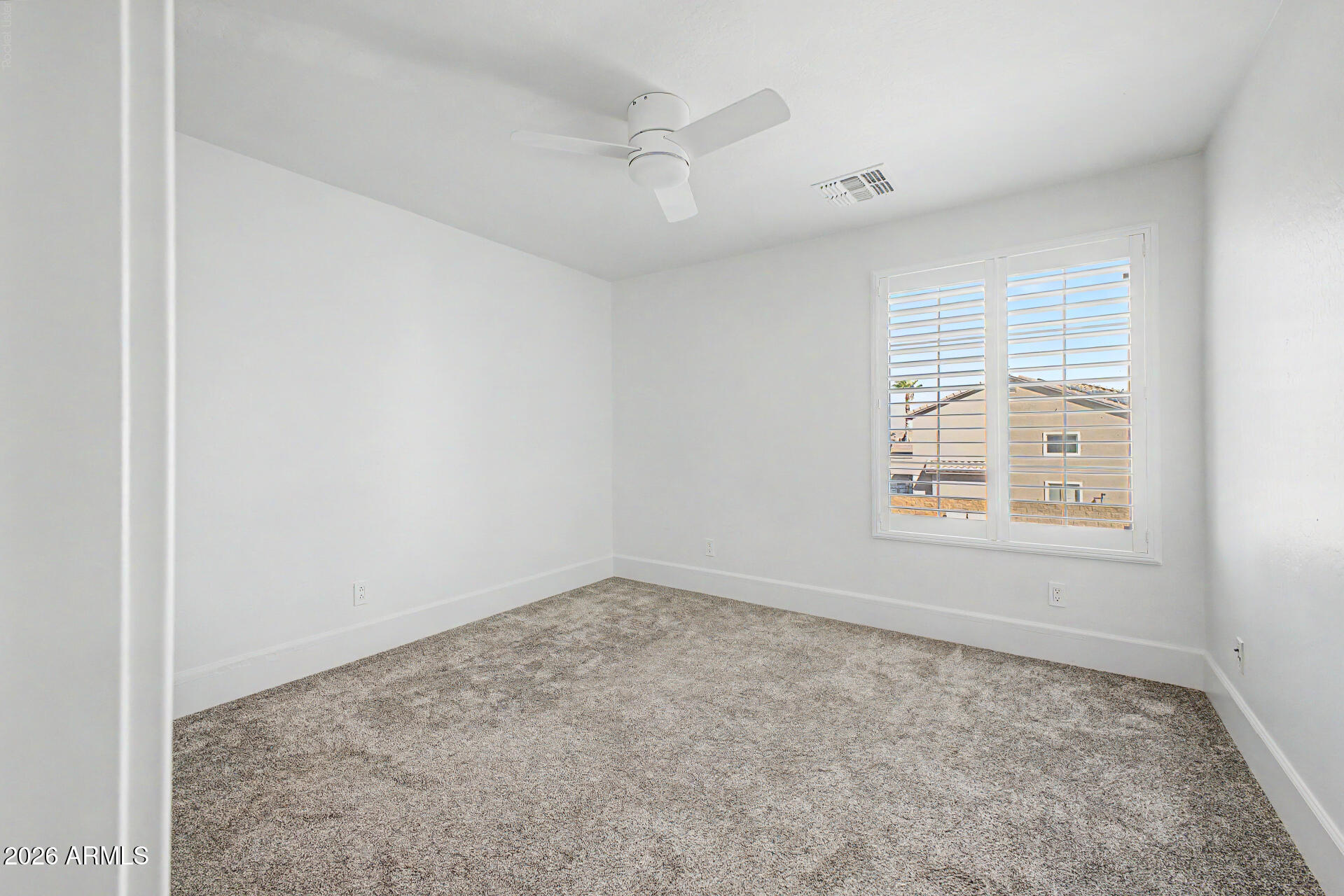 21476 N DENTON Drive