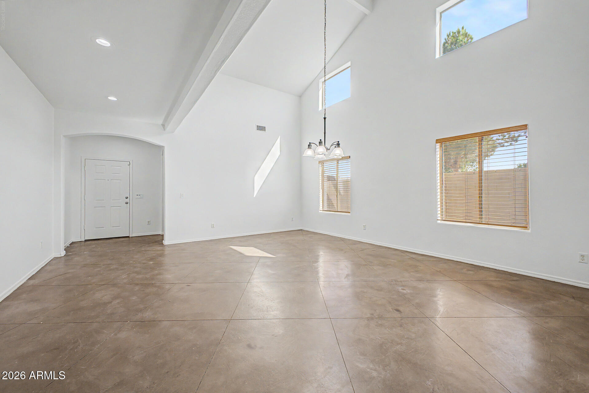 21476 N DENTON Drive