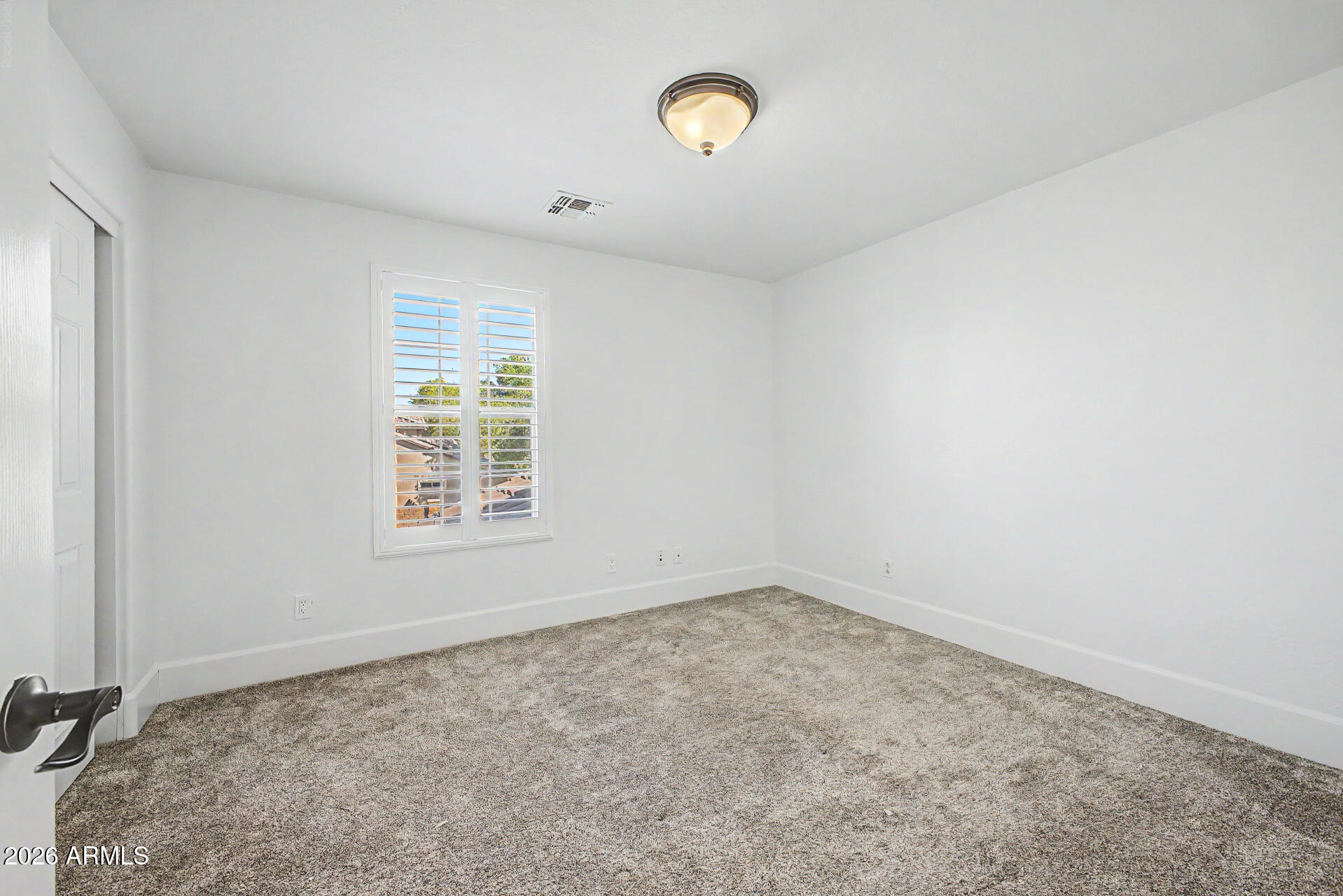 21476 N DENTON Drive
