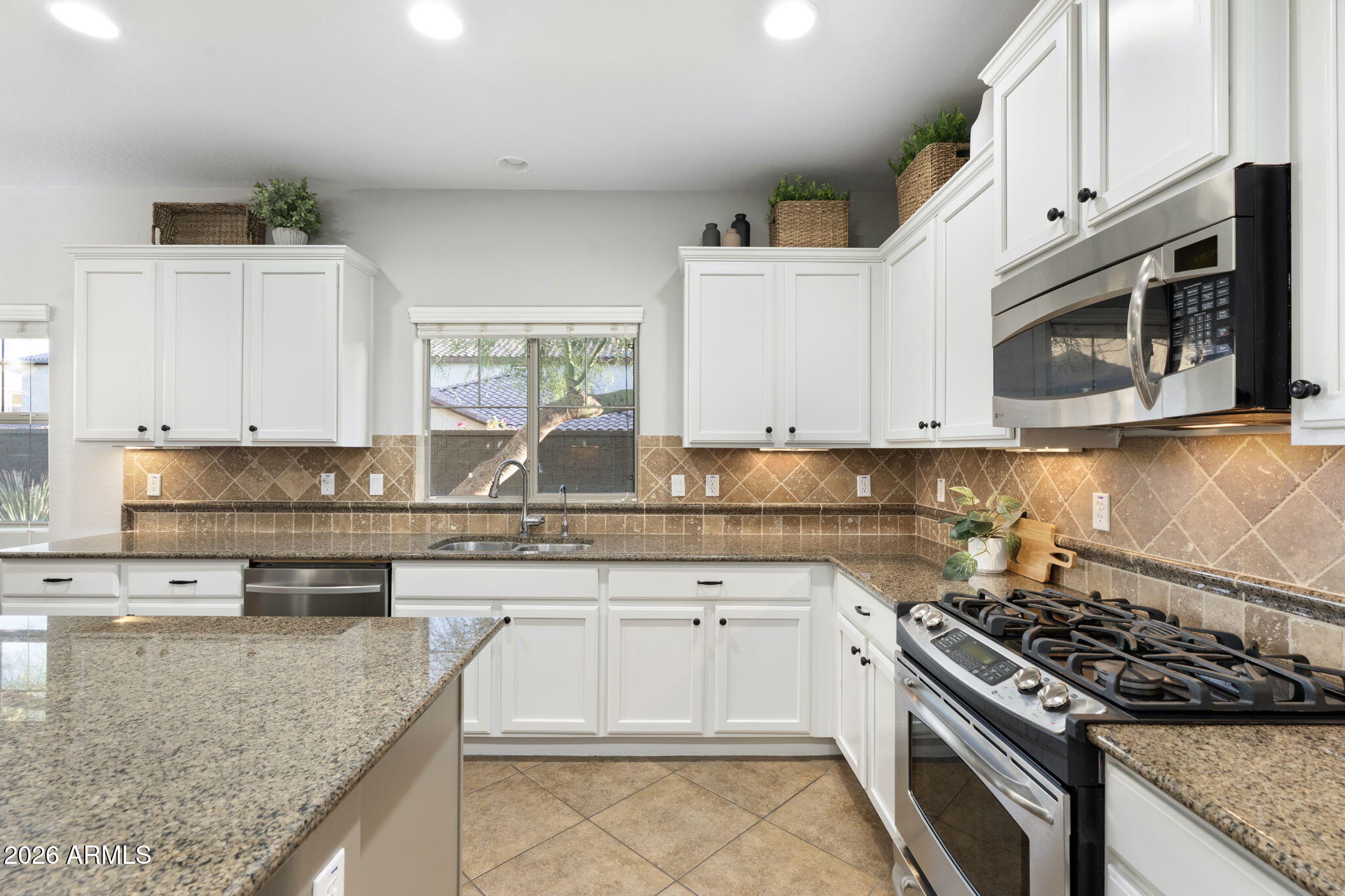 3965 E MELINDA Drive