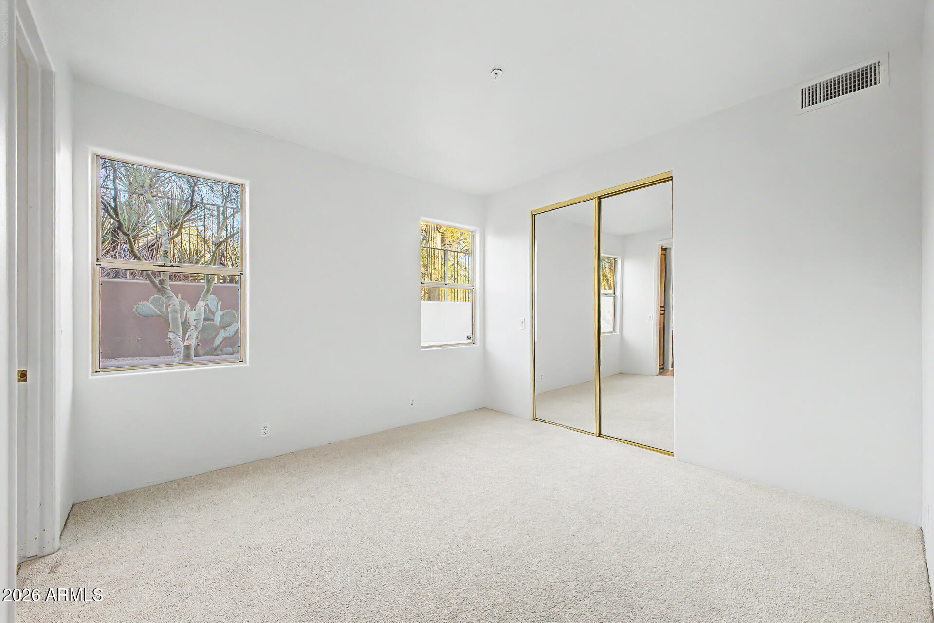 11082 E MARK Lane